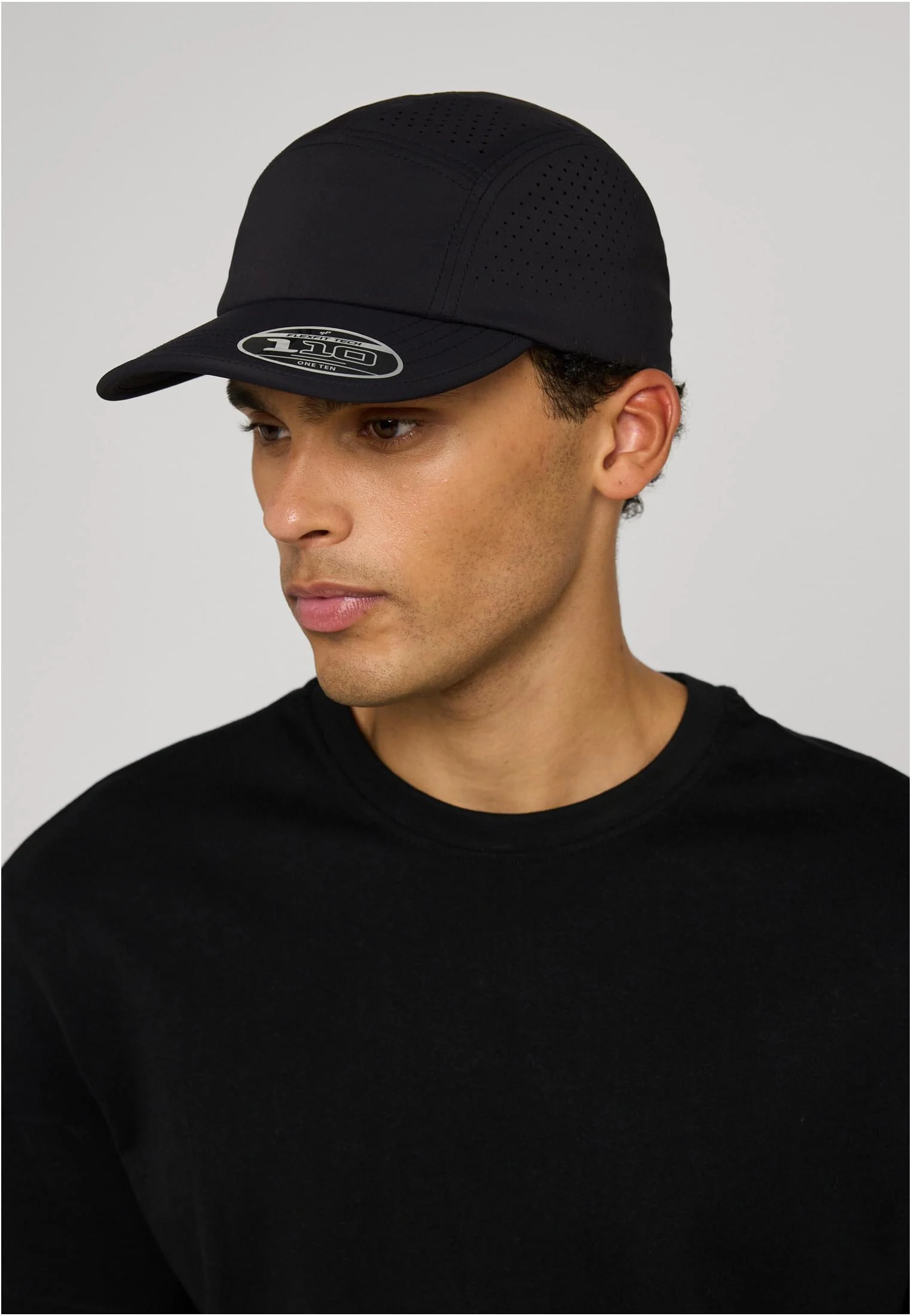 skwm-tb-110HPA_Mw1-00007_b2202bf7-9f3c-4e35-896f-05057694c4a6 110® Hybrid Perforated Active Cap