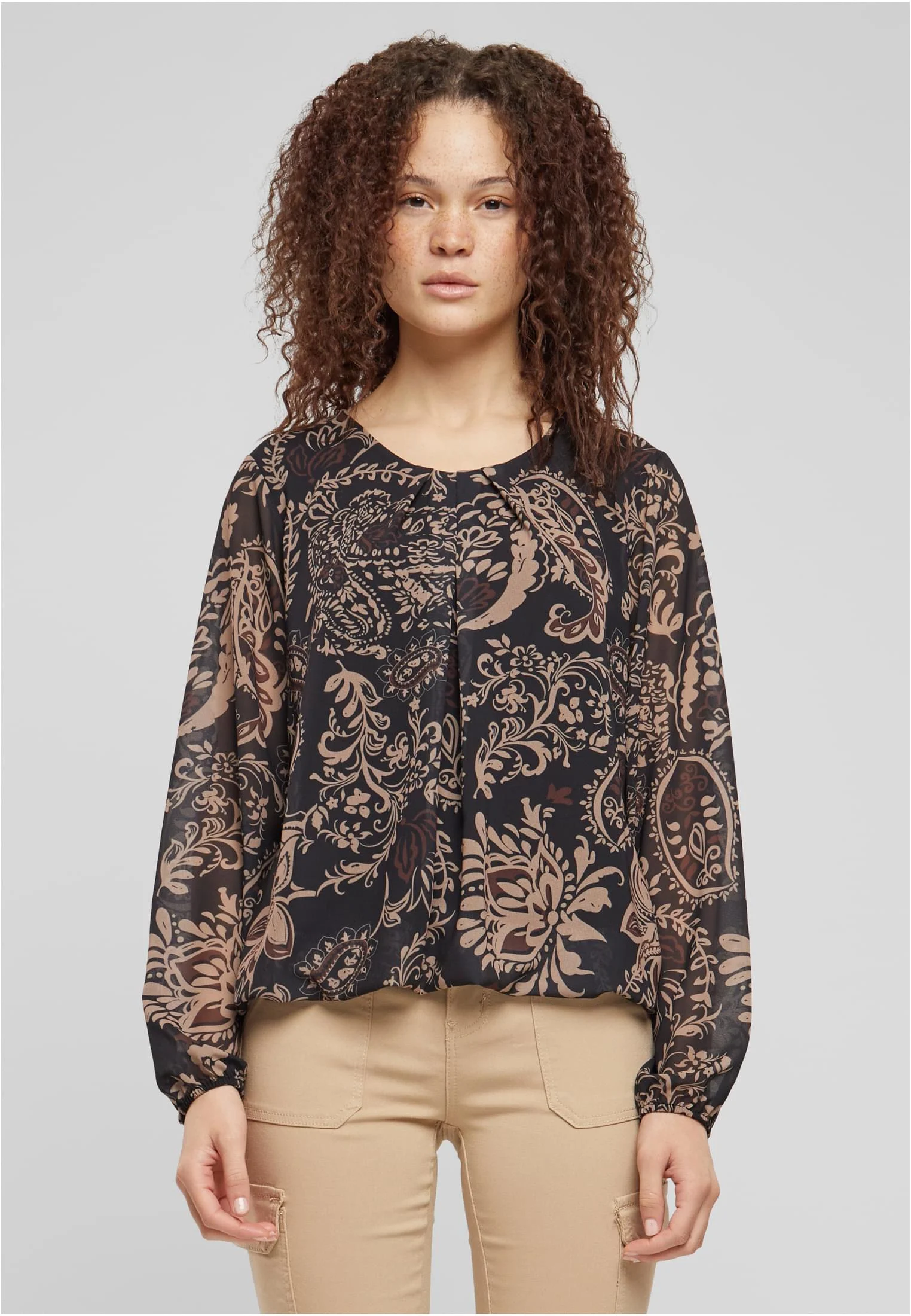 skwm-tb-5202CL5_Mw1-00007_01292a8c-f4a4-4e44-aef6-79d13d13b038 Damen Chiffon Bluse mit All Over Ornament Print