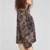 skwm-tb-5202CL5_Mw5-00007 Damen Chiffon Bluse mit All Over Ornament Print
