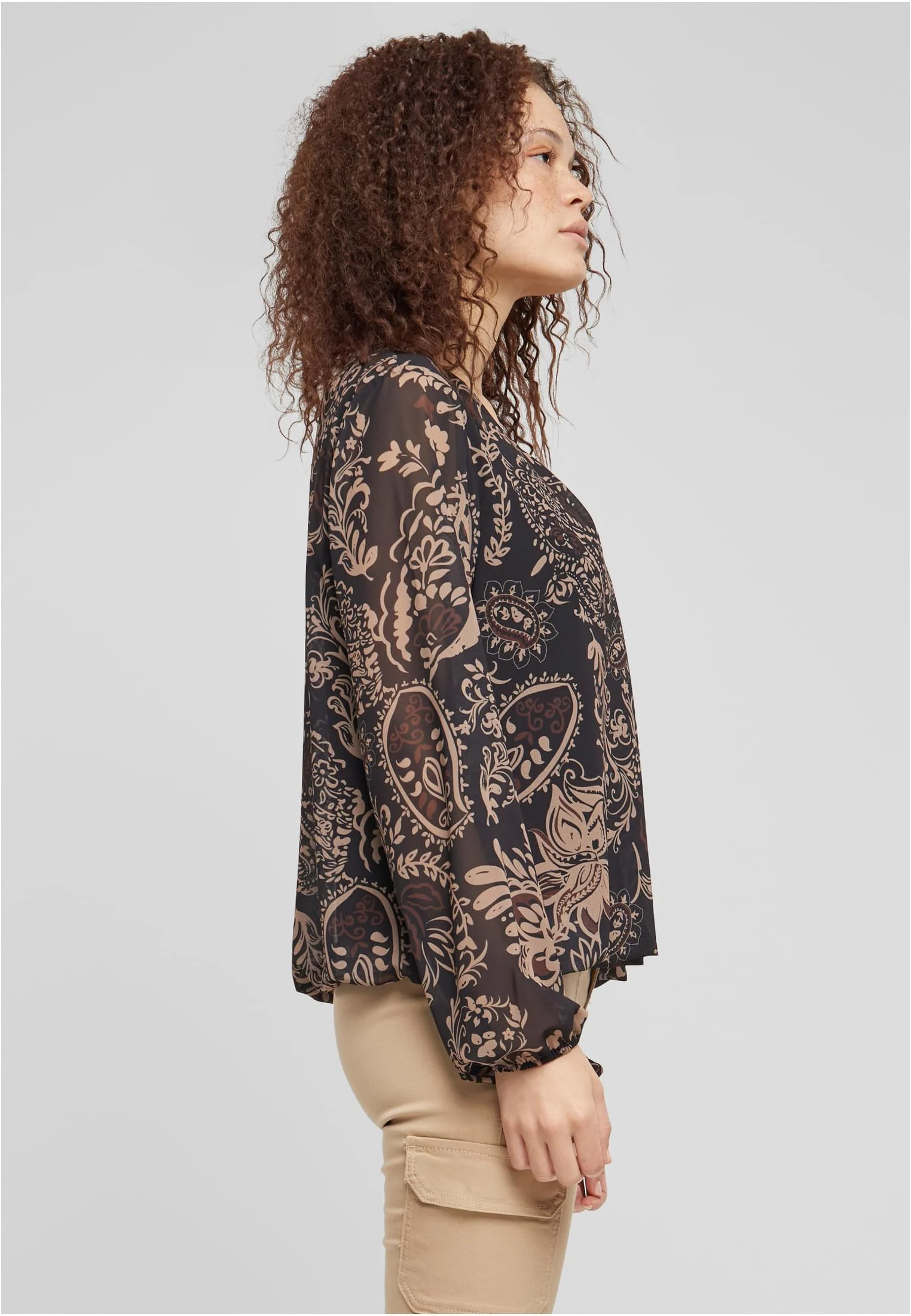 skwm-tb-5202CL5_Mw5-00007 Damen Chiffon Bluse mit All Over Ornament Print