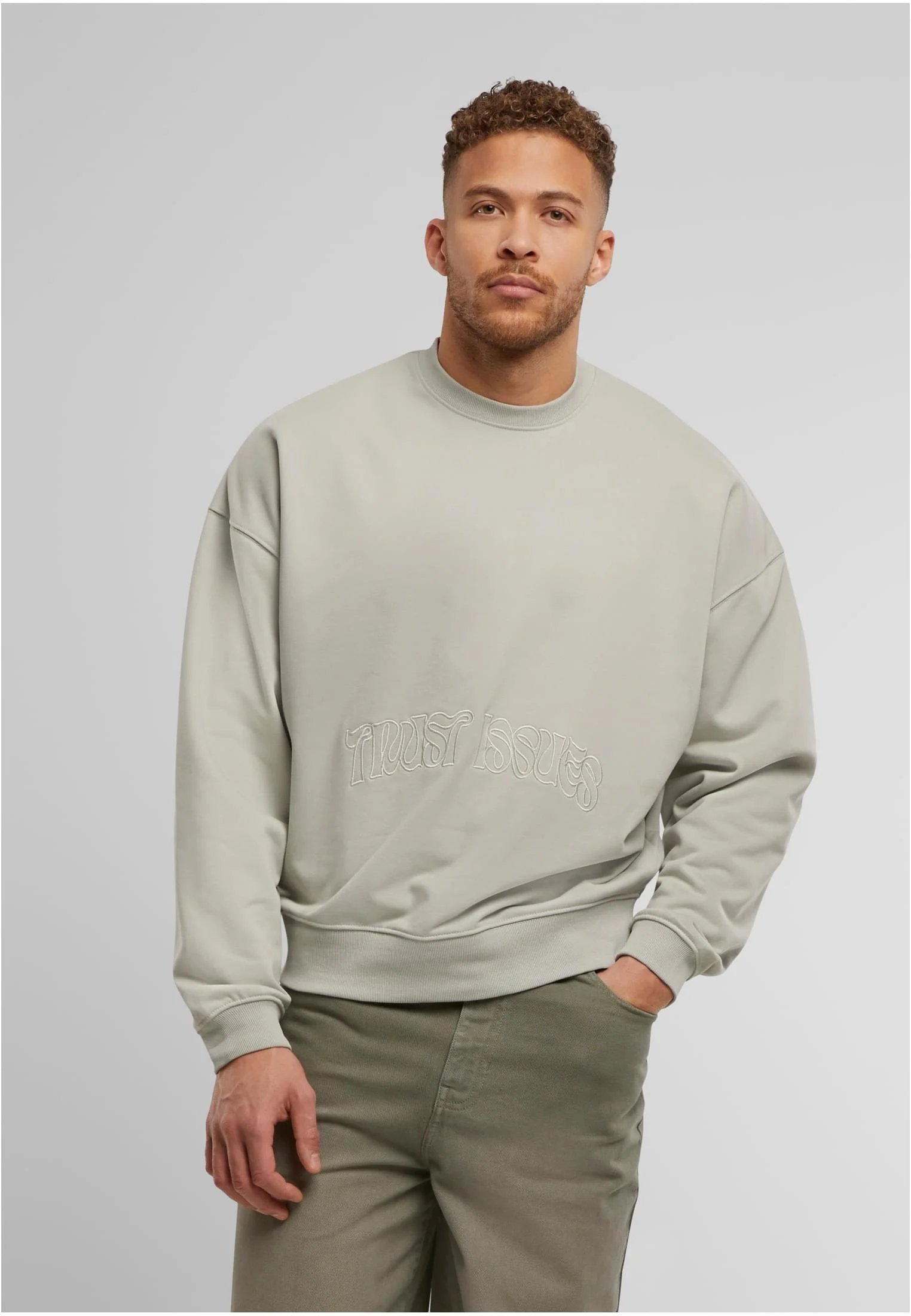 skwm-tb-DFCN148_Mw1-20365_57ef6025-0aa2-4c2d-b1c2-92193aa229ed Trust Issues Pullover