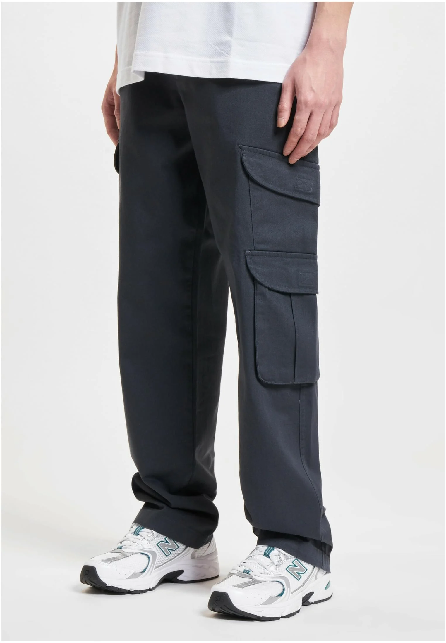 skwm-tb-DFCP070_Mw6-01745 Pure Cargopants