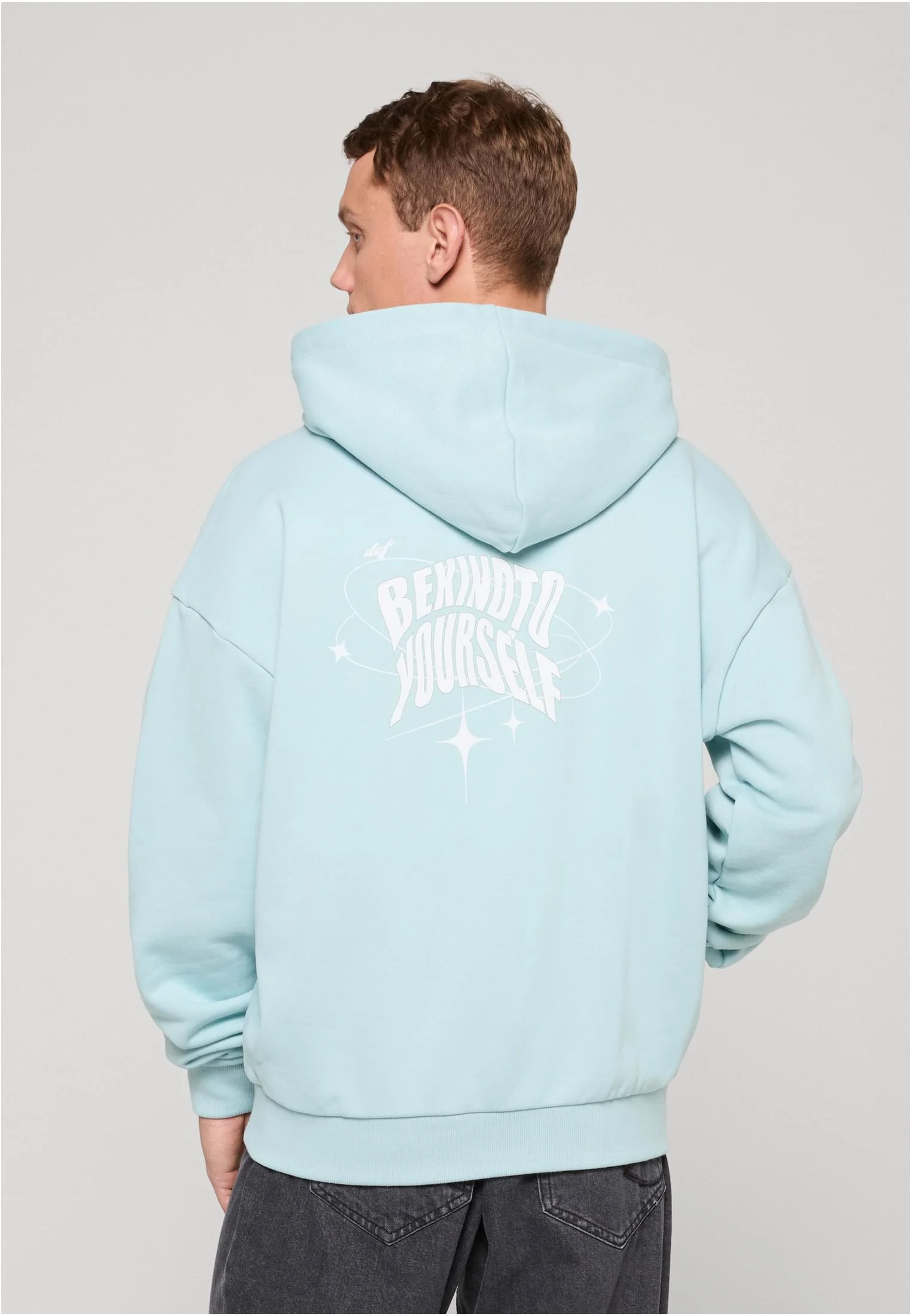 skwm-tb-DFHD002M_Mw2-02462 BEKIND Hoody