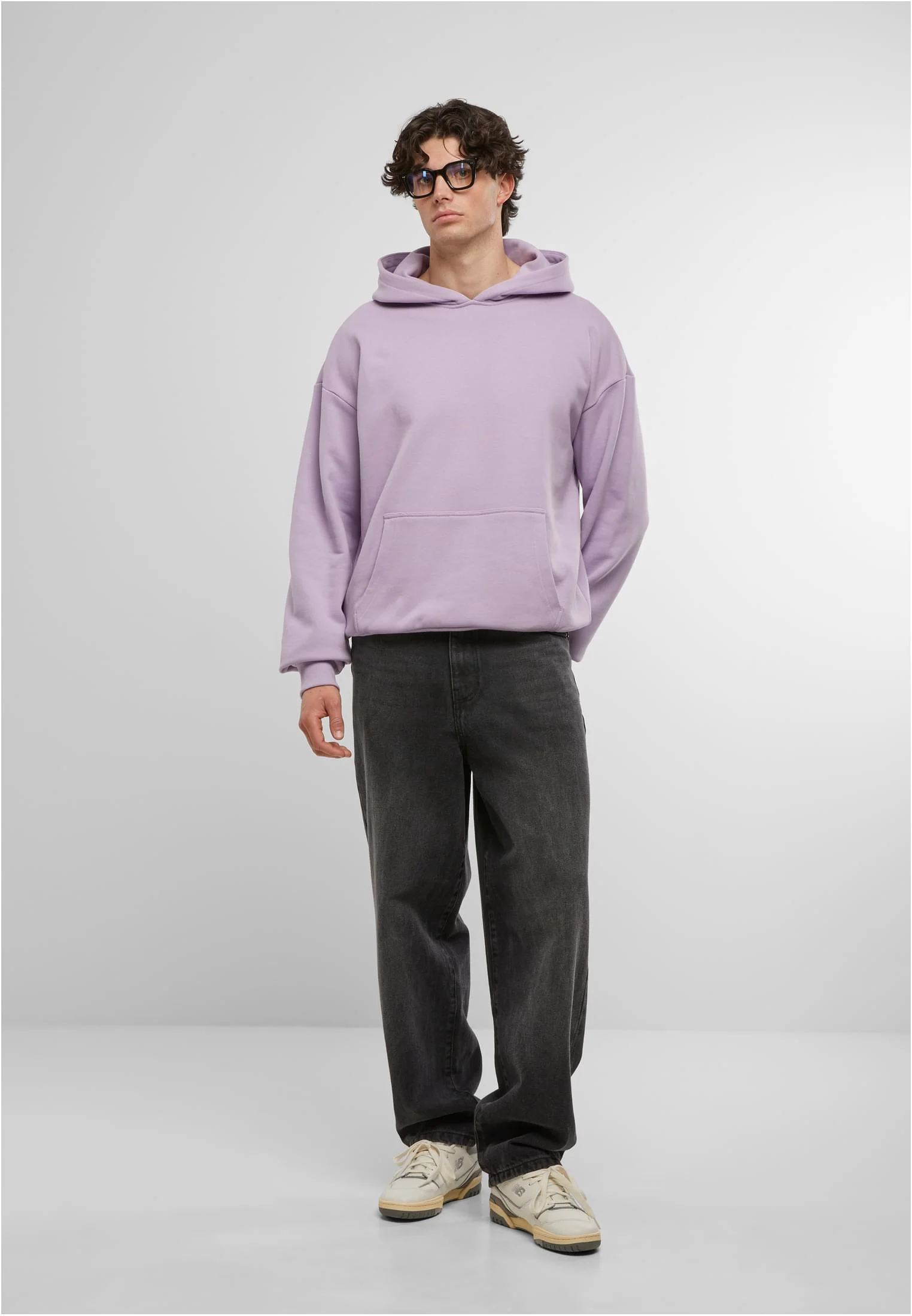skwm-tb-DFHD005M_Mw12-00145 HAPPY Hoody