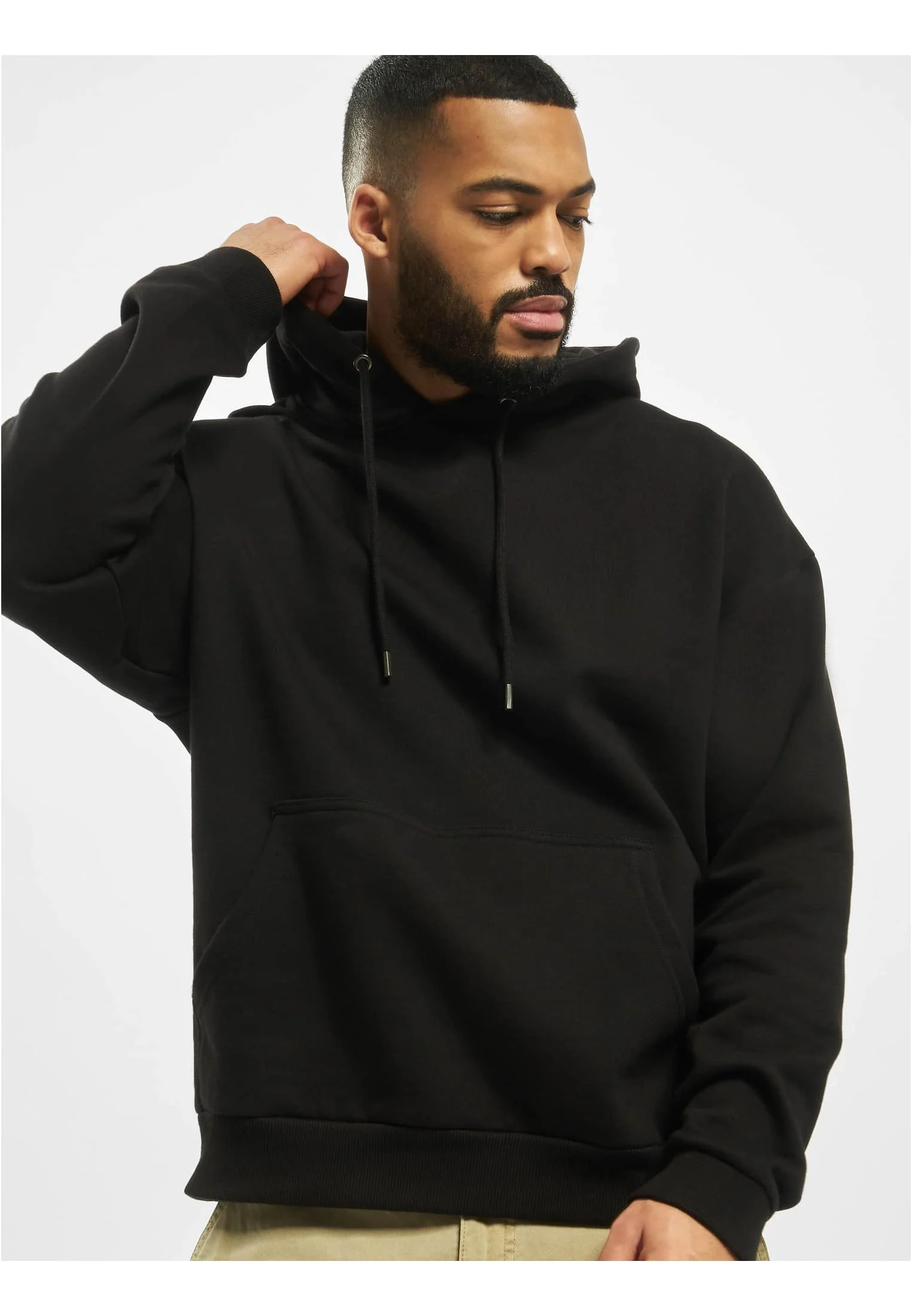 skwm-tb-DFHD119_Mw1-00007_6811e47f-df75-4947-af51-8c1eb36b35d2 Bommel Hoody