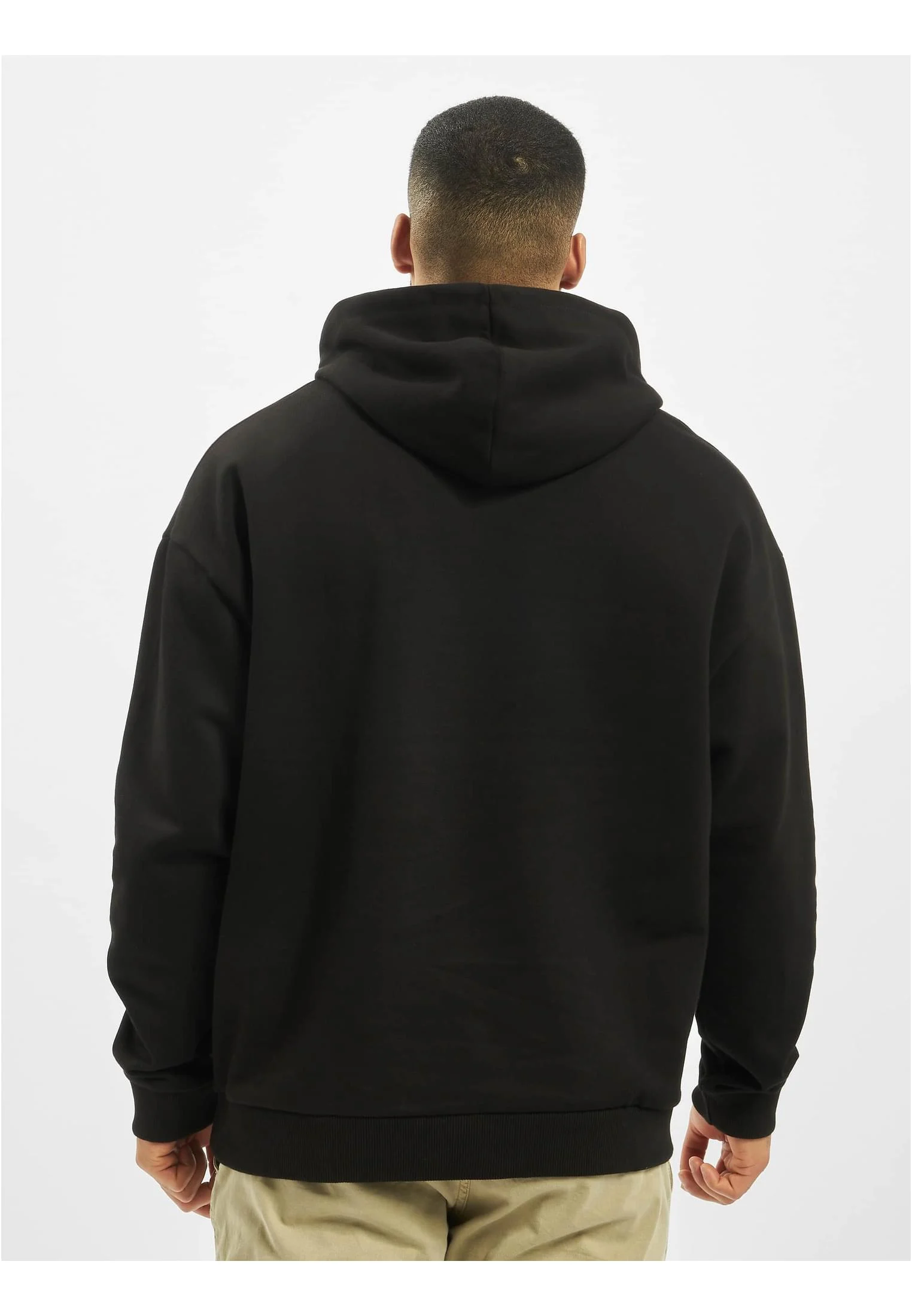 skwm-tb-DFHD119_Mw2-00007_50d78ce4-d286-4572-977b-ea35dd94ec1a Bommel Hoody