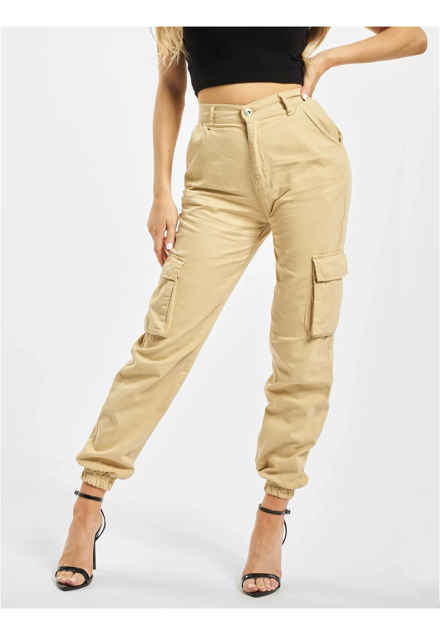 skwm-tb-DFLCP012_Mw1-00003_6a42cfed-1148-434d-81a6-a900773cab59 Ruby Cargopants