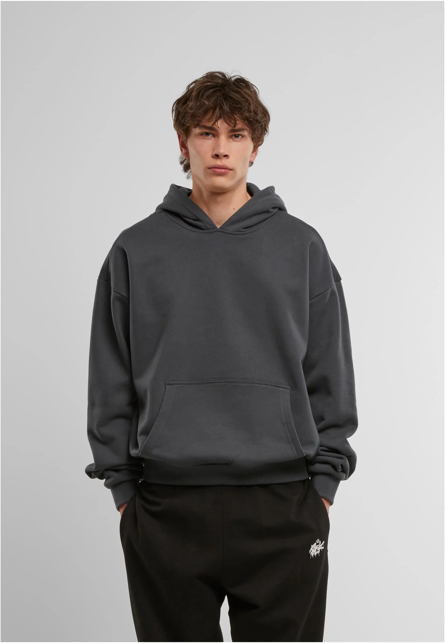skwm-tb-DFLHD006M_Mw1-00094_1918e52e-fc34-4788-81bf-c95862e65c0d HEART Hoody