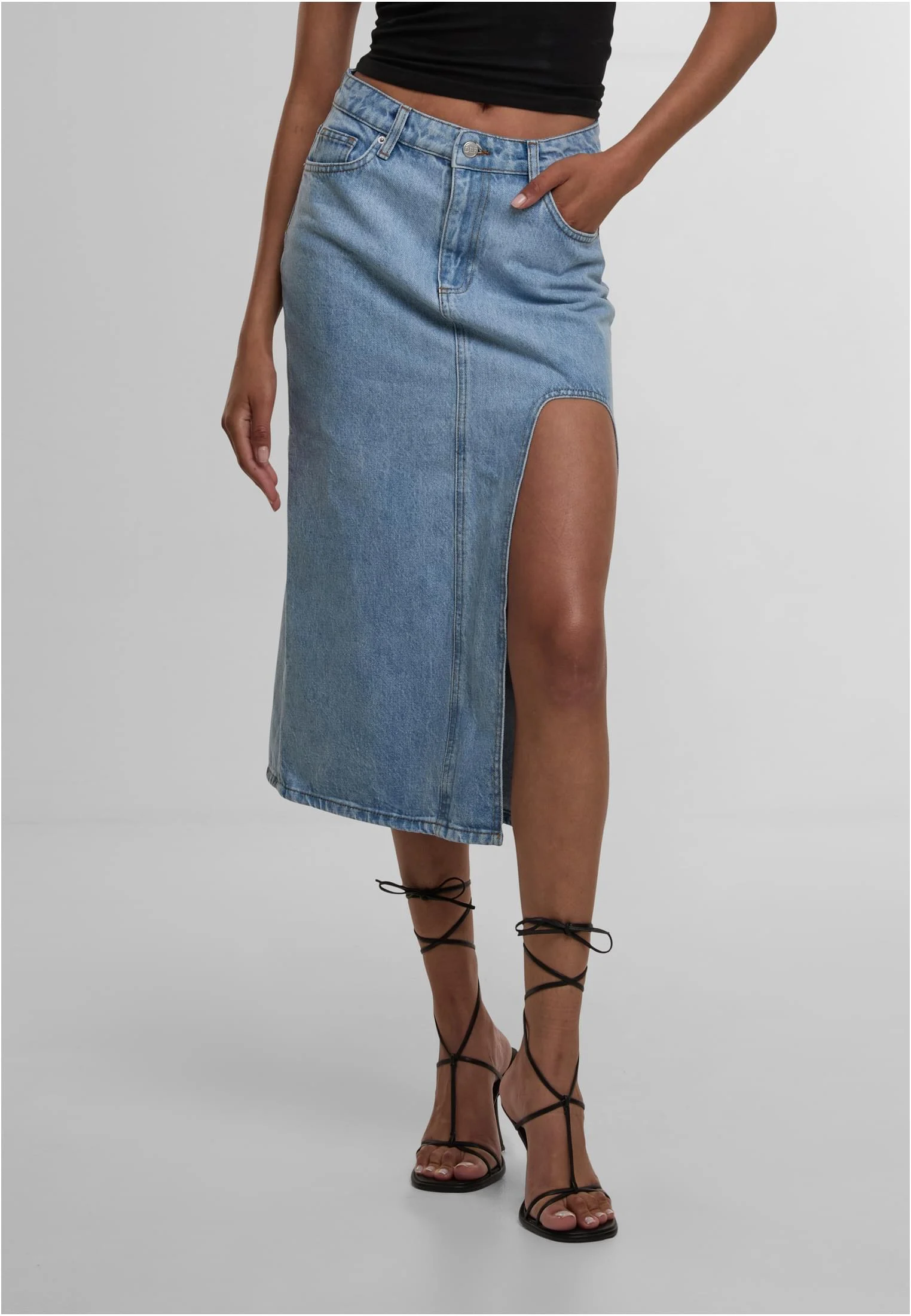 skwm-tb-DFLSK014_Mw1-00344_138a4708-8ea5-42a3-a12a-9433993a109b Queens Skirt