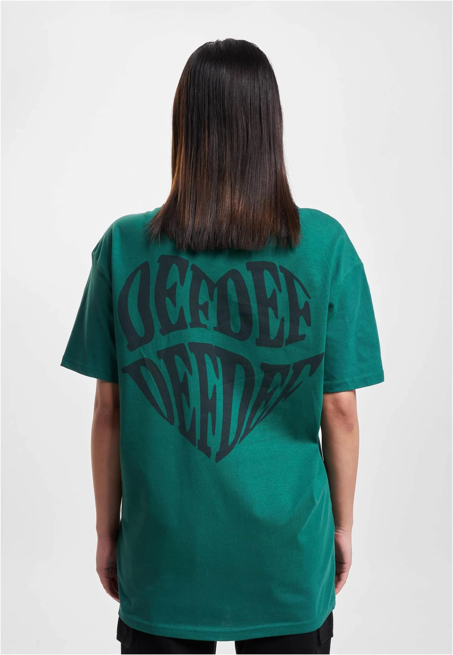 skwm-tb-DFLTS006M_Mw2-00110 HEART T-Shirt