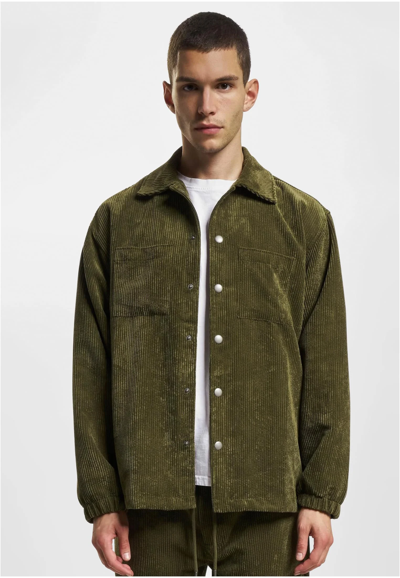 skwm-tb-DFST006_Mw1-00176_e437e220-6717-4359-a9ac-e901938e460b Cord Shirt