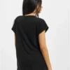 skwm-tb-DFTS056T_Mw2-00007 Sizza T-Shirt