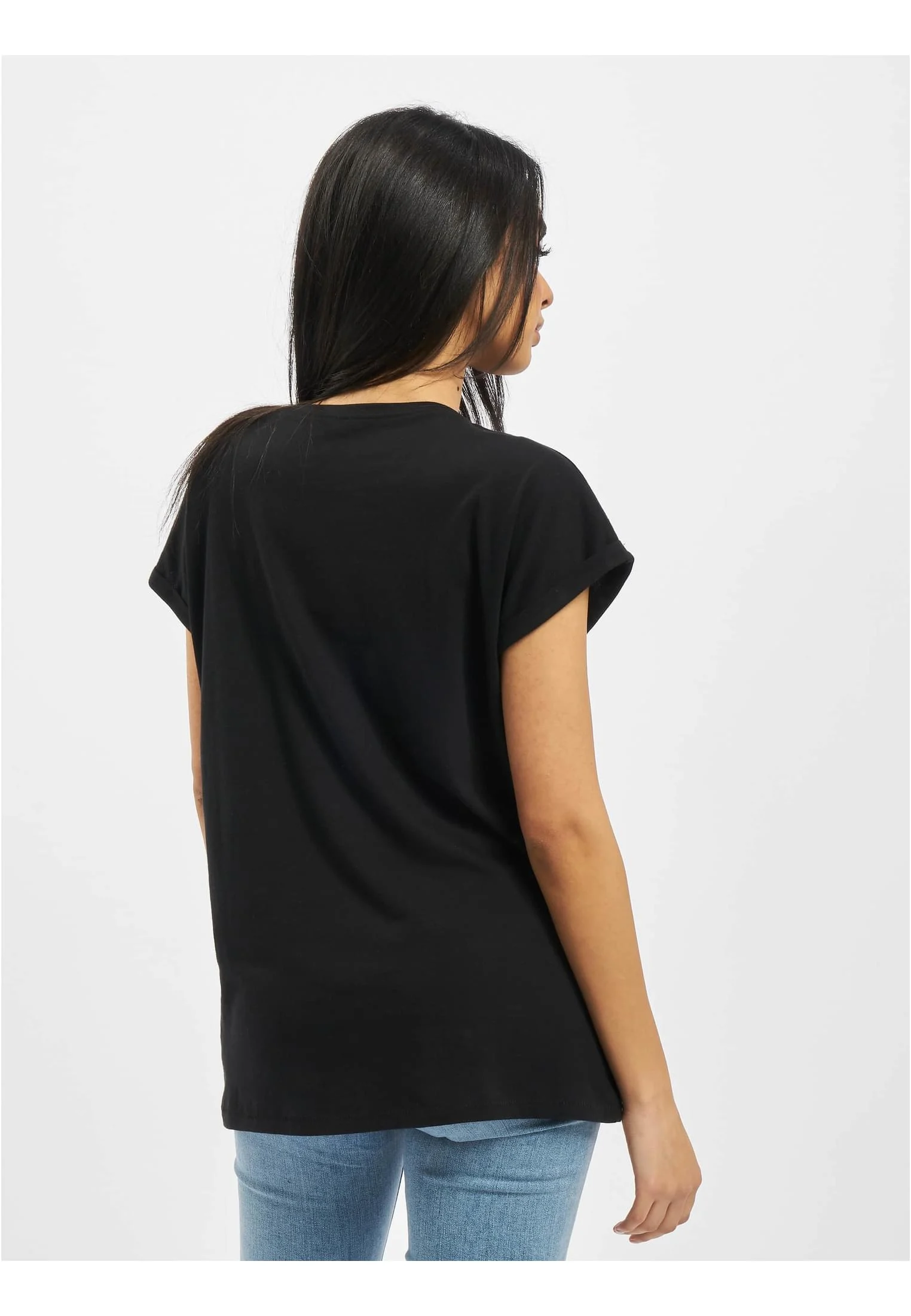 skwm-tb-DFTS056T_Mw2-00007 Sizza T-Shirt