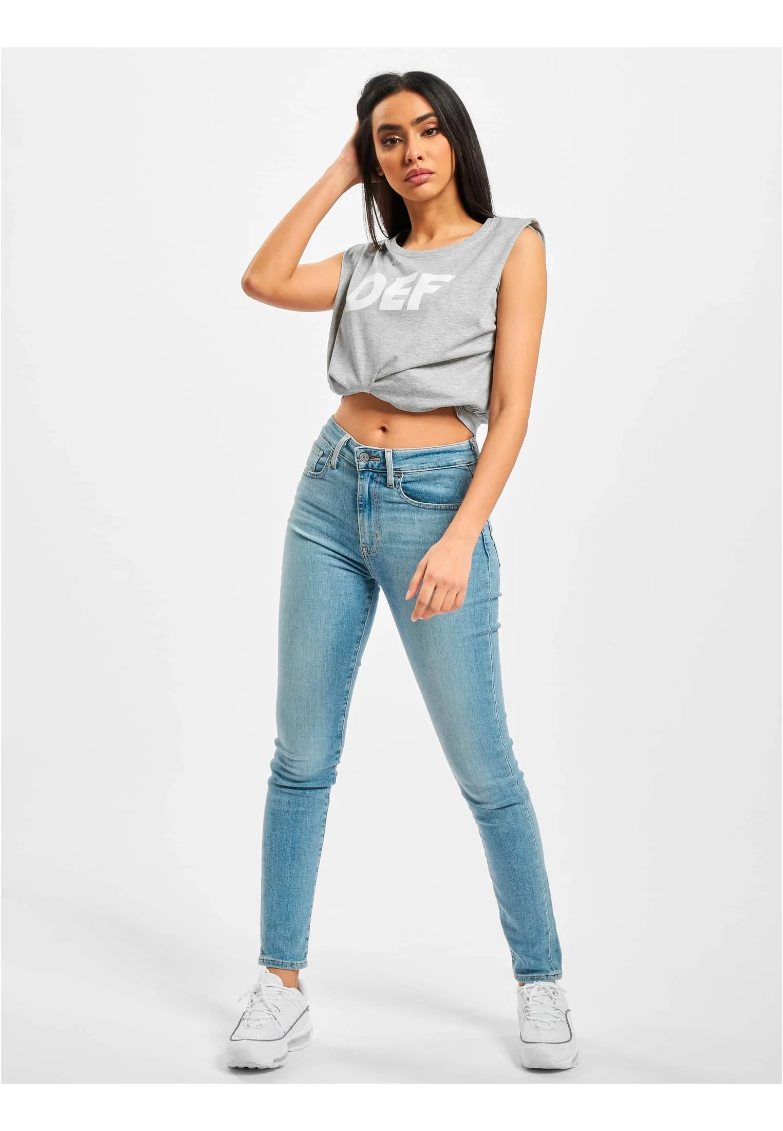 skwm-tb-DFTS056_Mw12-00111 Sizza T-Shirt