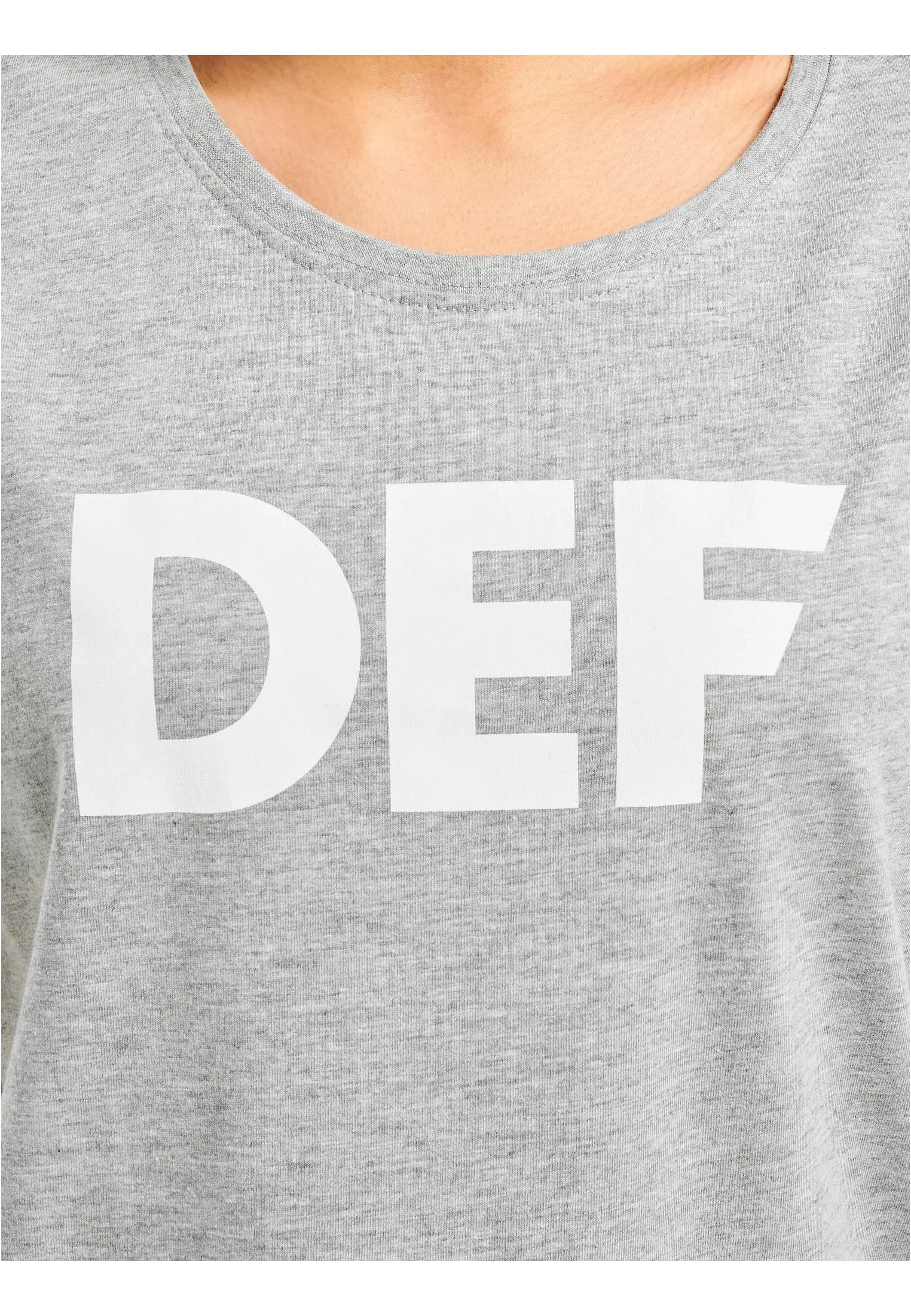 skwm-tb-DFTS056_Mw13-00111_d92c5b6a-8e2d-4c45-811b-ddcc5d506d8b Sizza T-Shirt