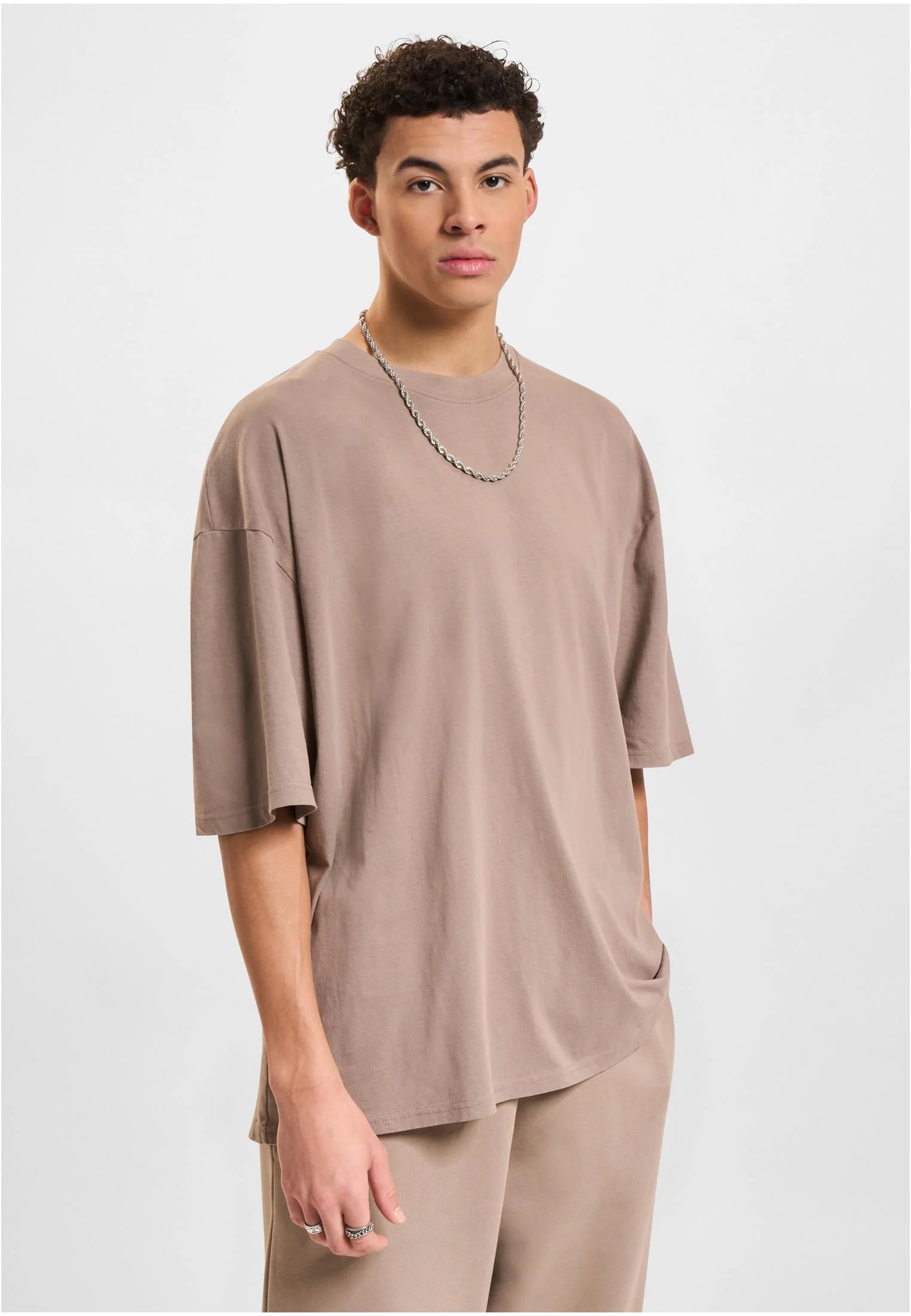skwm-tb-DFTS228_Mw1-15524_6da565cd-f723-4a72-8412-7ab7f94b7235 T-Shirt