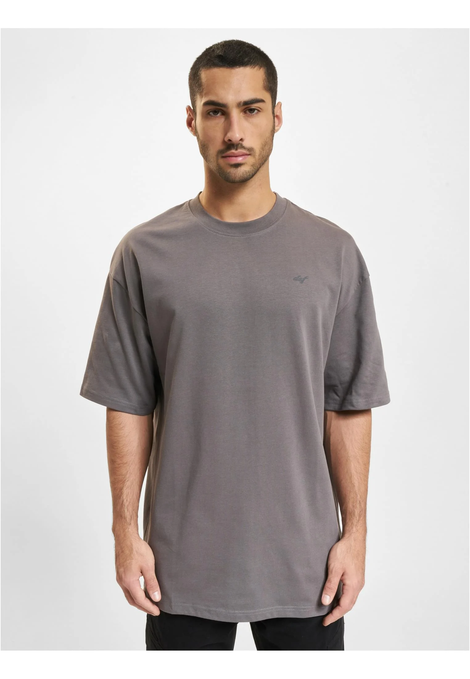 skwm-tb-DFTS234_Mw1-07057_a252967f-f5b8-42db-9c0e-f0e8ad629a7f MIXED T-Shirt