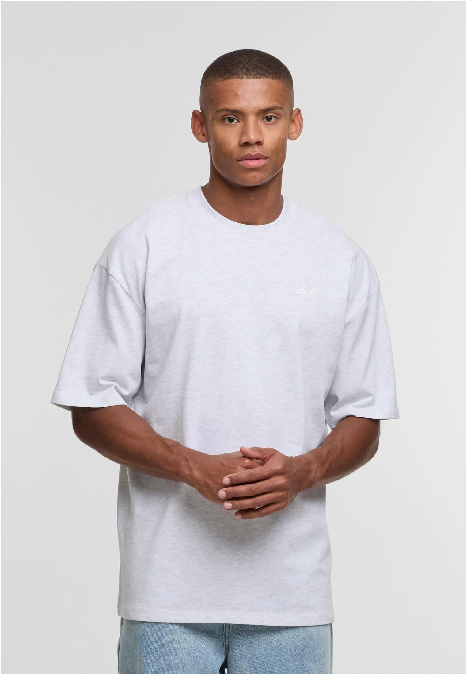 skwm-tb-DFTS257_Mw1-00453_bd2931b7-7524-4e8d-a8b7-33ffcb17d82e LEADER T-Shirts