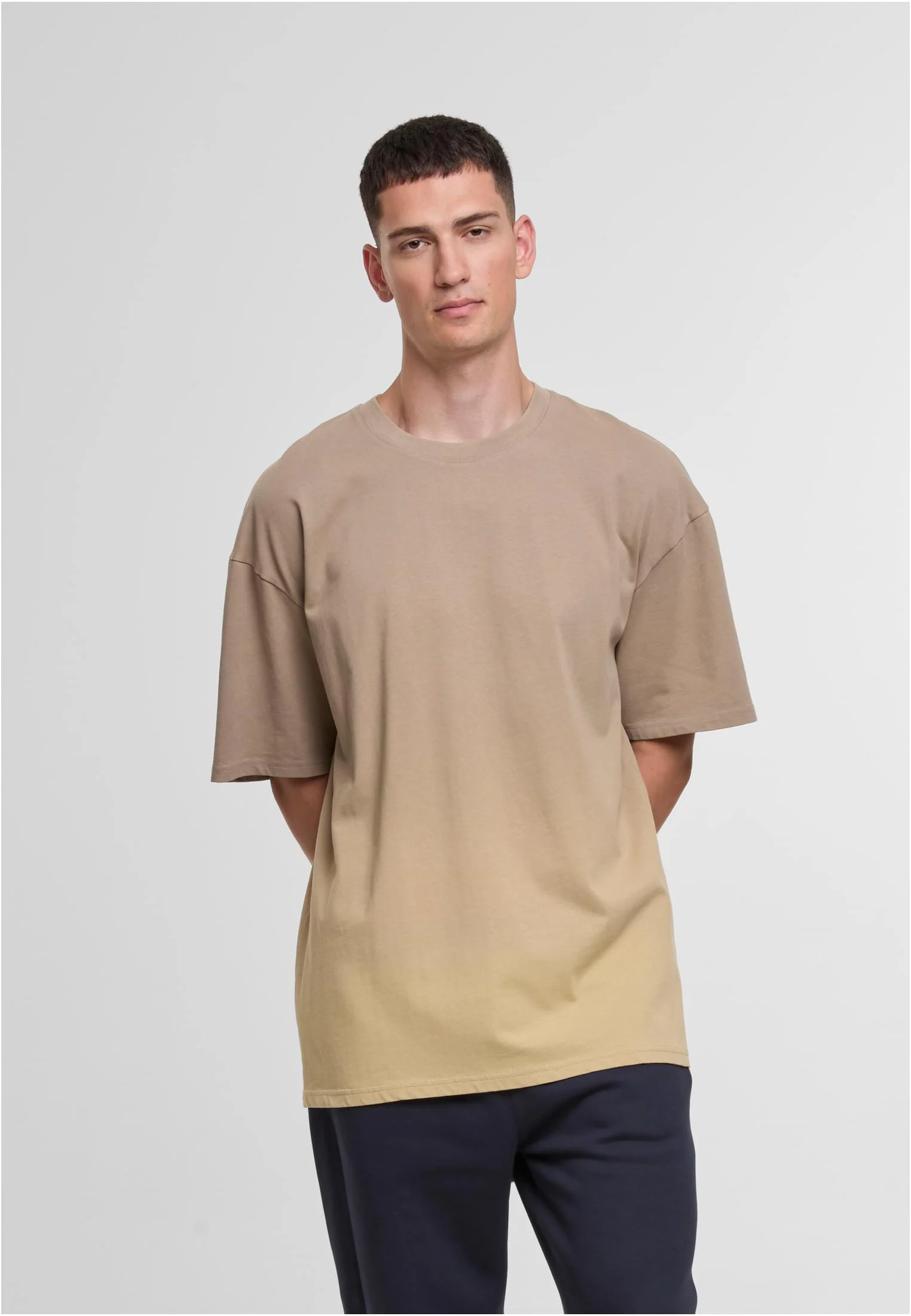 skwm-tb-DFTS260_Mw1-21366_c383bf6d-1311-4e24-aa50-b67418331319 GRADIENT T-Shirts