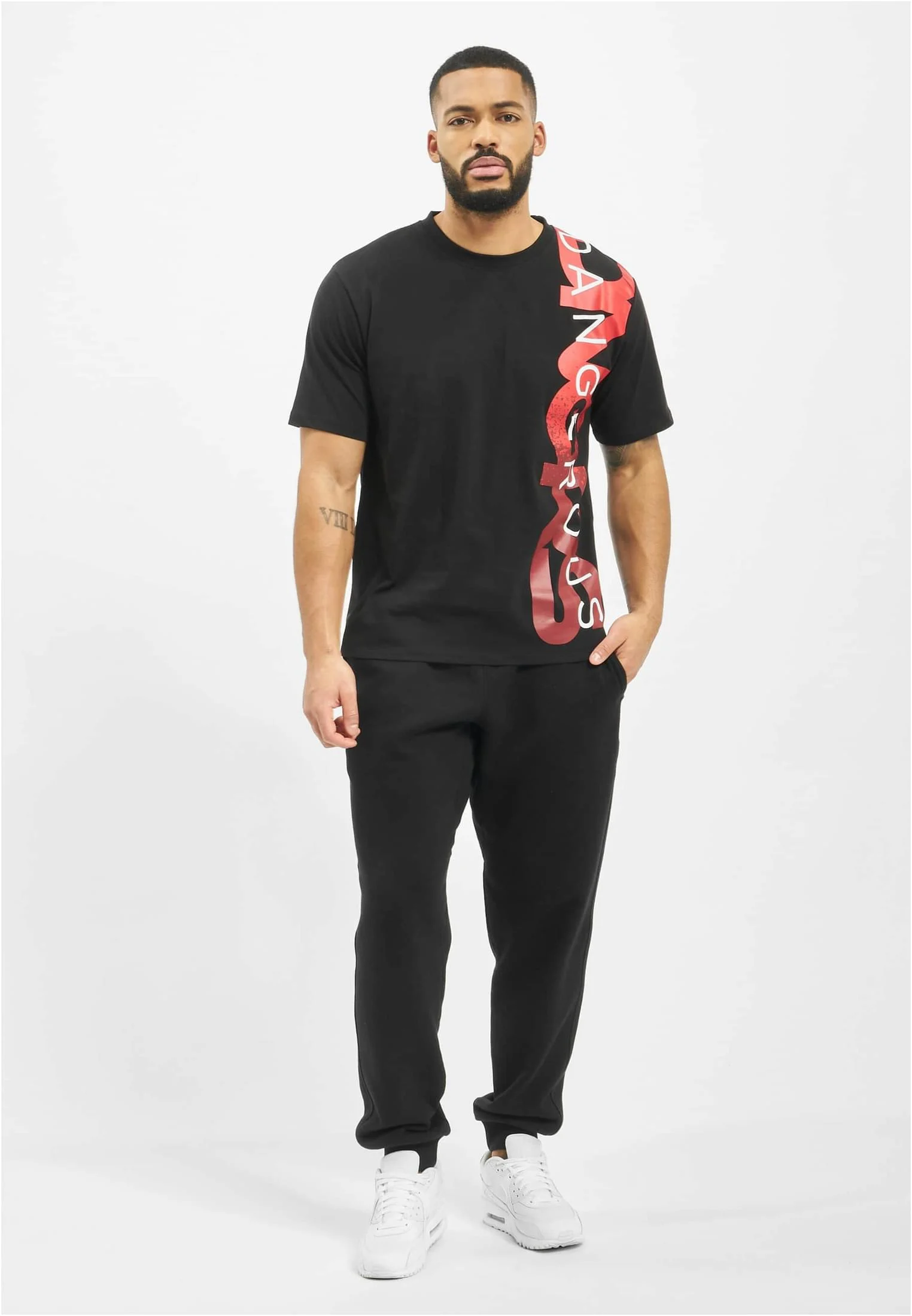 skwm-tb-DGTS787_Mw12-02374 Hyena T-Shirt
