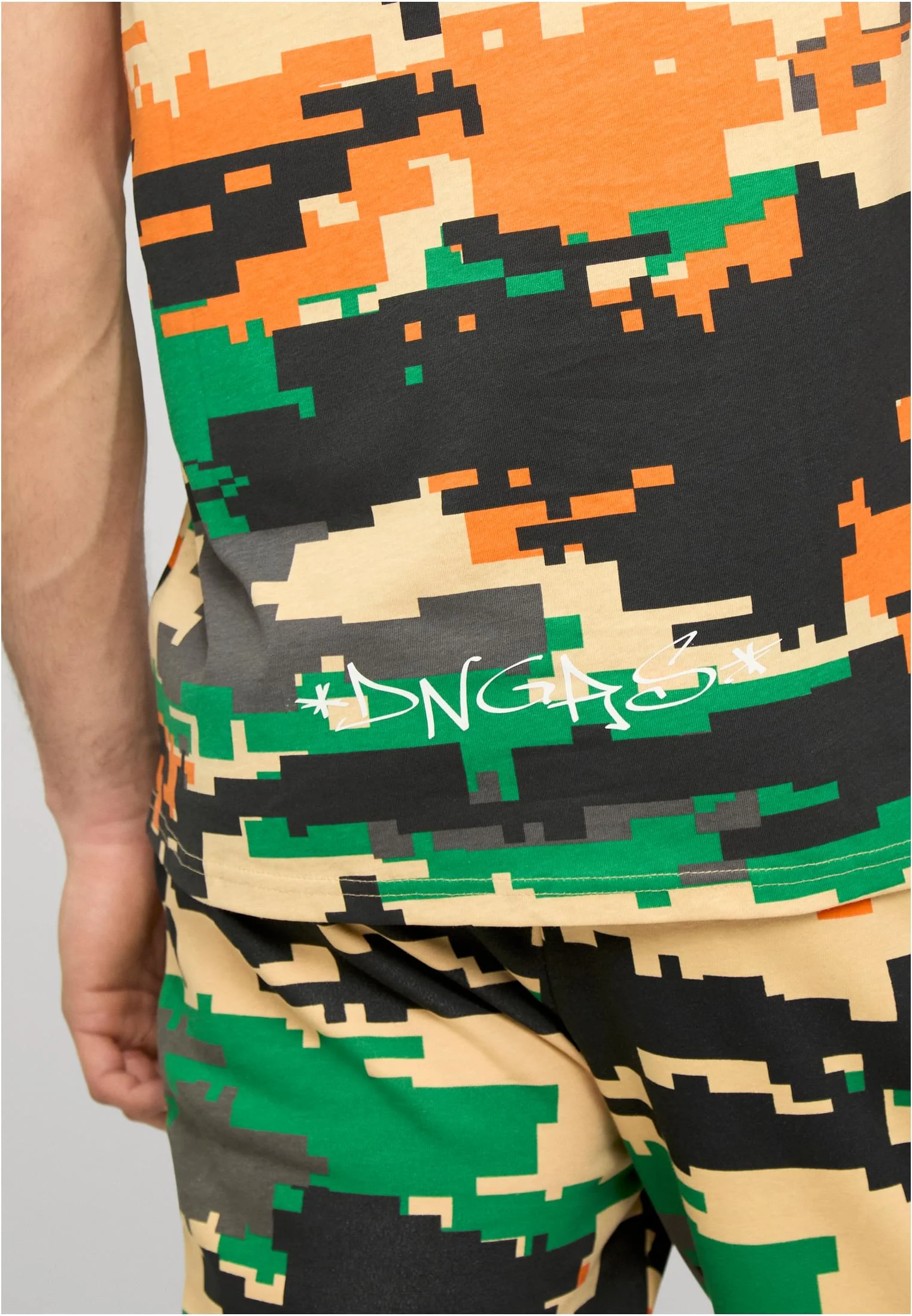 skwm-tb-DGTT222_Mw18-17104 Shrill Tank Tops