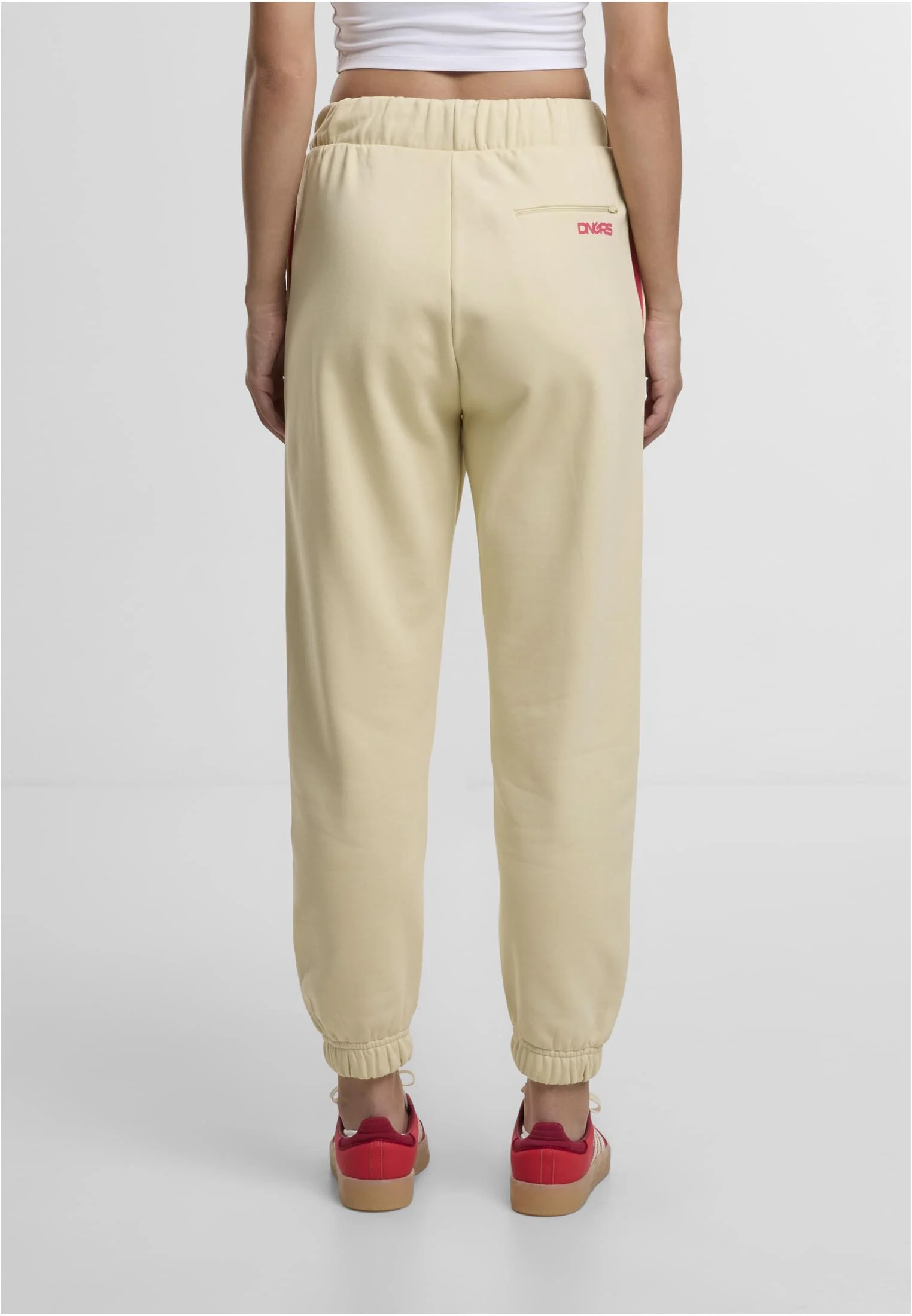 skwm-tb-DLSP155_Mw2-00003_4d5bac58-42a7-46f2-9aed-0bc3b4382bb5 Basic Sweatpants Trust