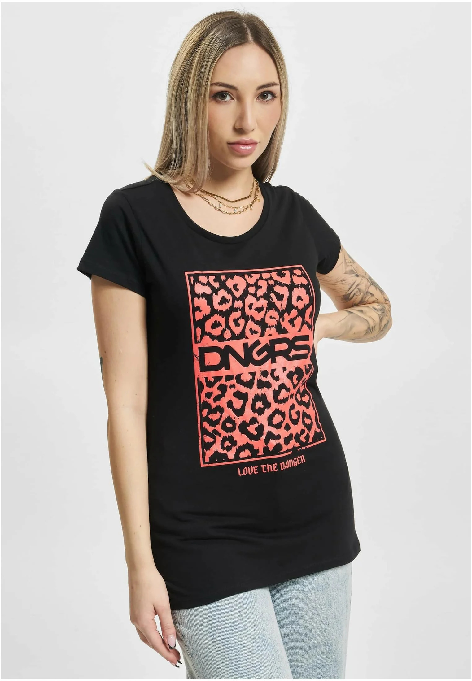 skwm-tb-DLTS135T_Mw1-00007_82fce242-c63e-481e-a419-b7ba807d5172 Tshirt Pardus