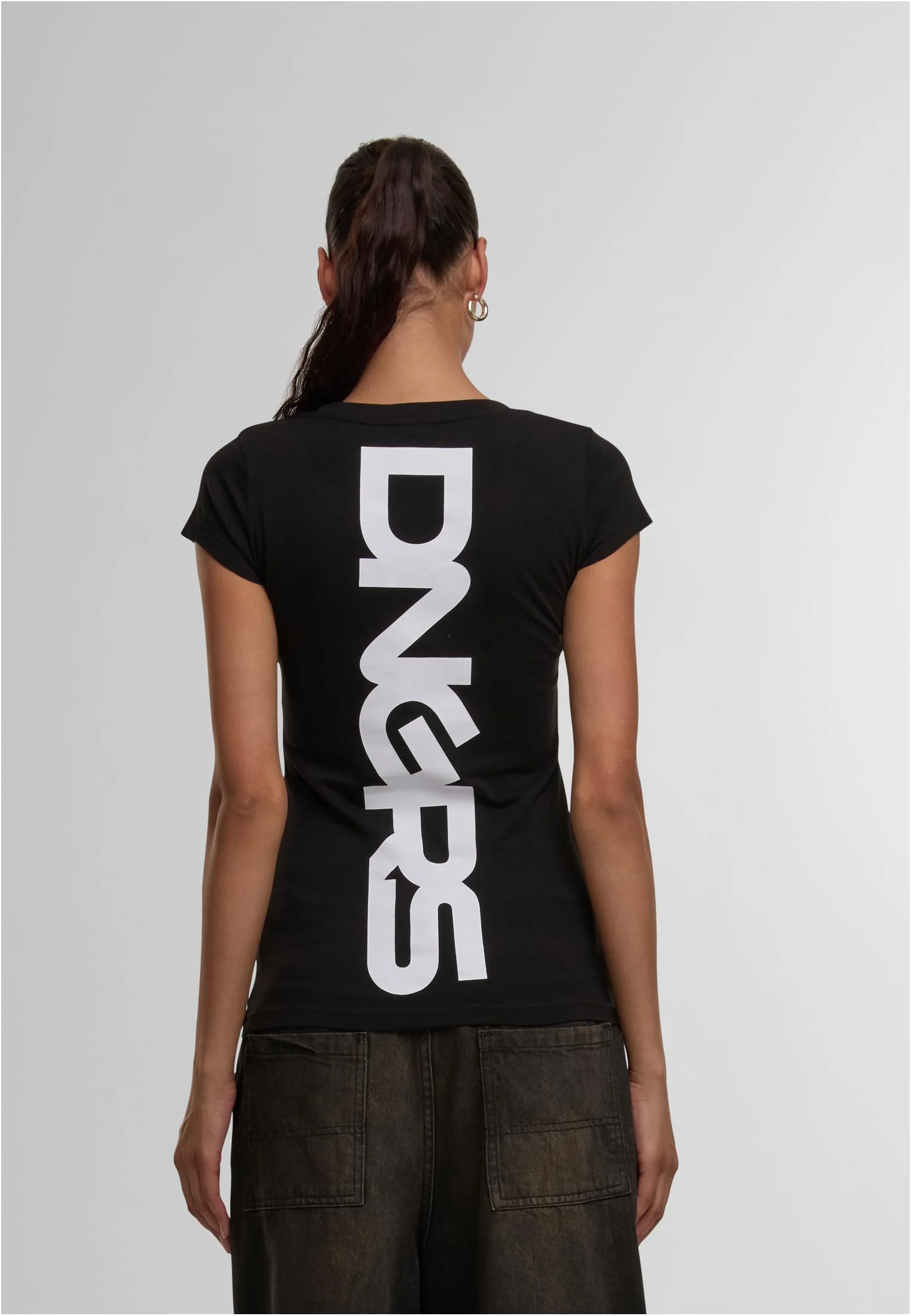 skwm-tb-DLTS135_Mw2-00826 Loud T-Shirt