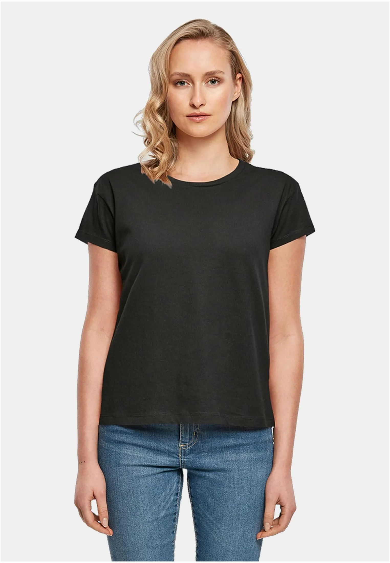 skwm-tb-DLTS892M_Mw1-00007_ff858035-a908-4336-a34b-b97b8c72b71b DLTS892M DNGRS Wall T-Shirt