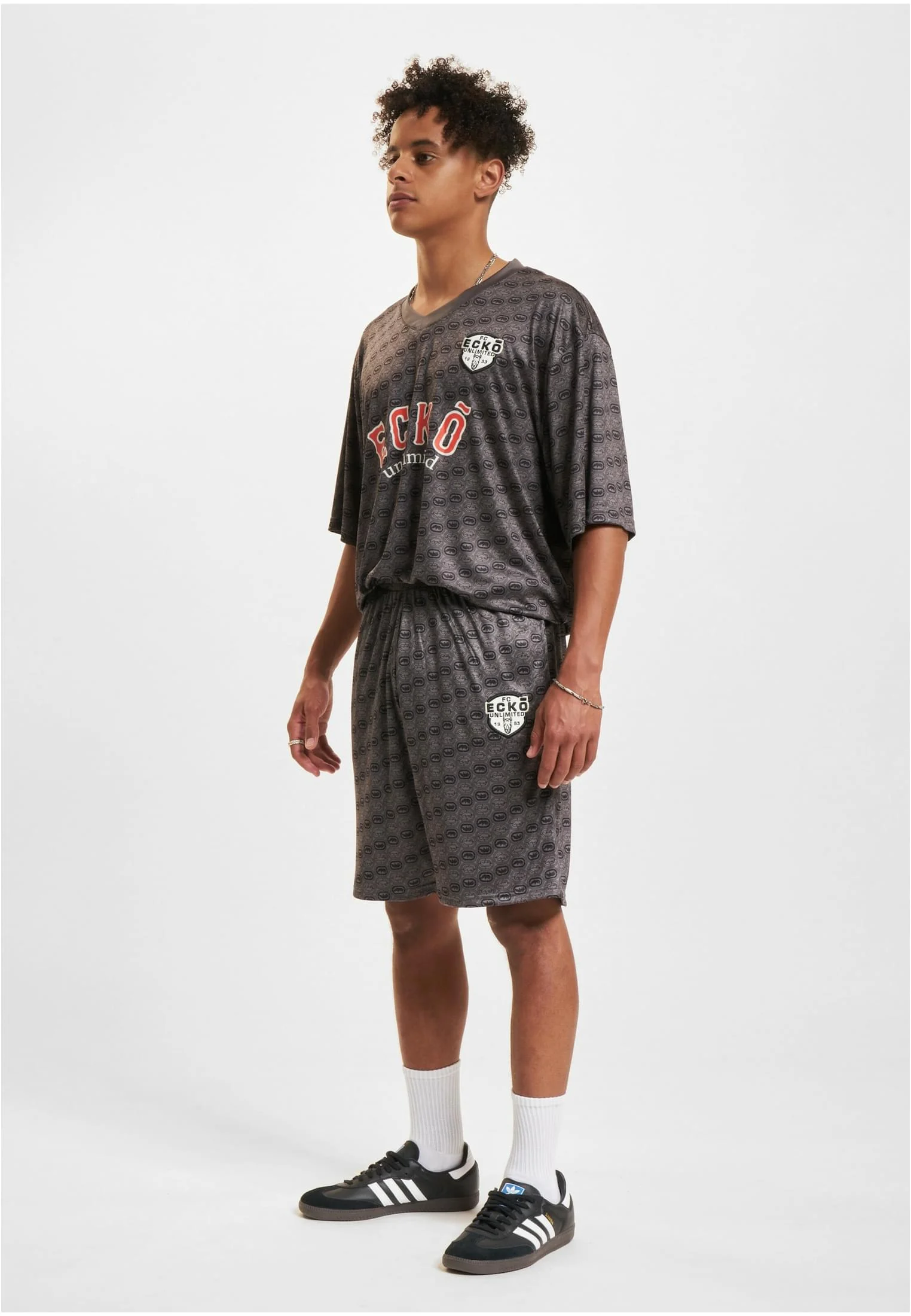 skwm-tb-ECKOSH1040_Mw12-01198 Ecko Unltd. Logo Mania Shorts