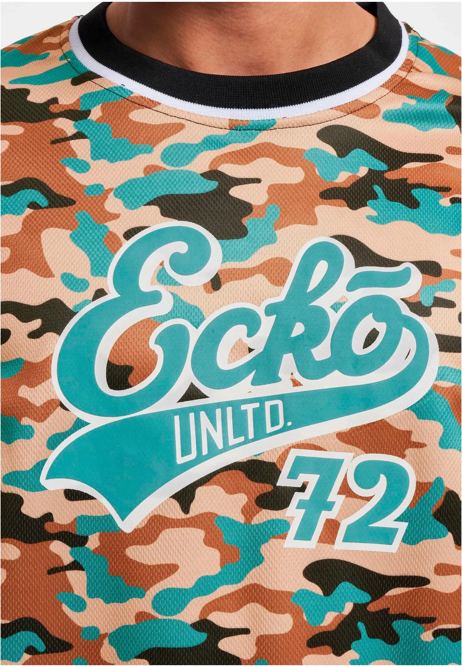 skwm-tb-ECKOTT1018_Mw13-04923 Ecko Unltd. Tanktop BBall
