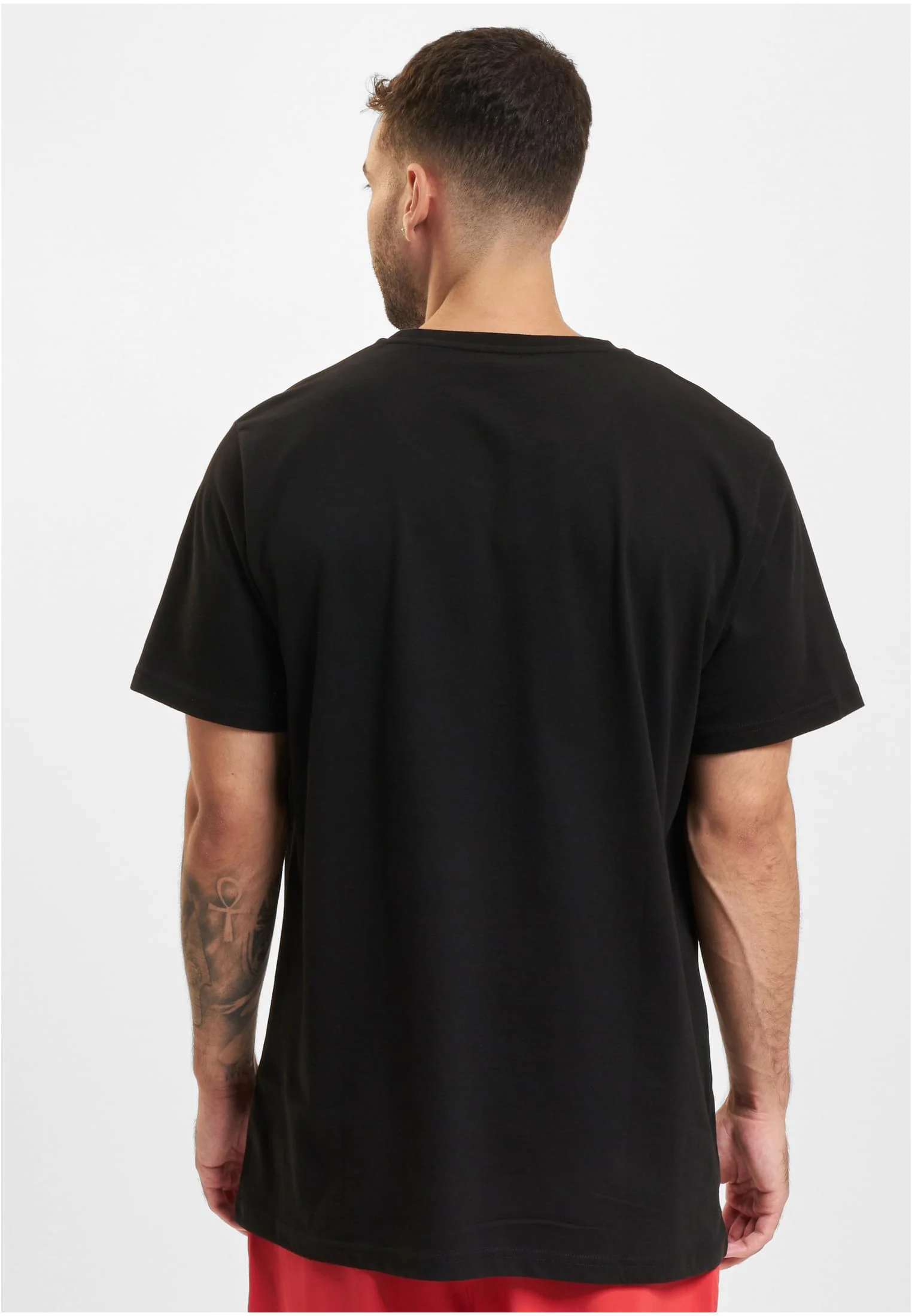 skwm-tb-ELFTSES_HG_Mw2-00007 EUROPEAN LEAGUE OF FOOTBALL Helvetic Guards Essential T-Shirt