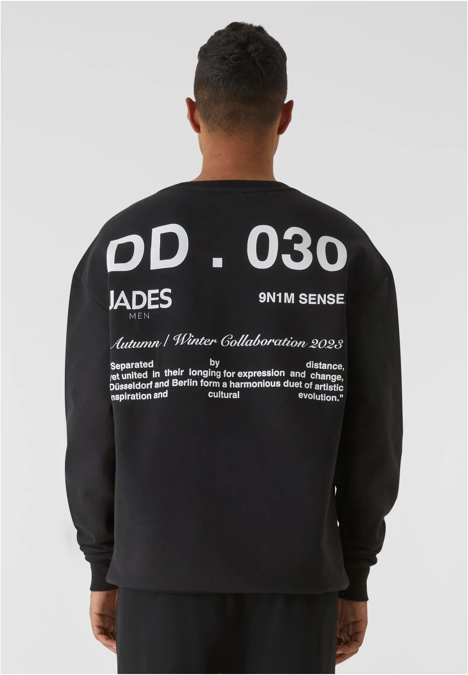 skwm-tb-JADES03_Mw2-00007 JADES Sweatshirt