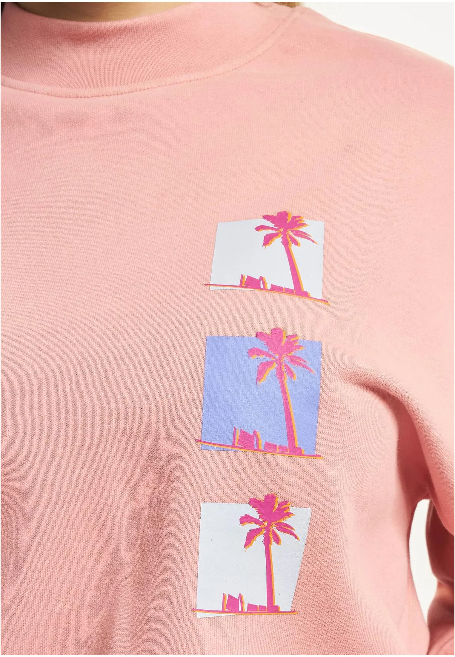 skwm-tb-JLCN224_Mw15-00185 JR Beaches longsleeve