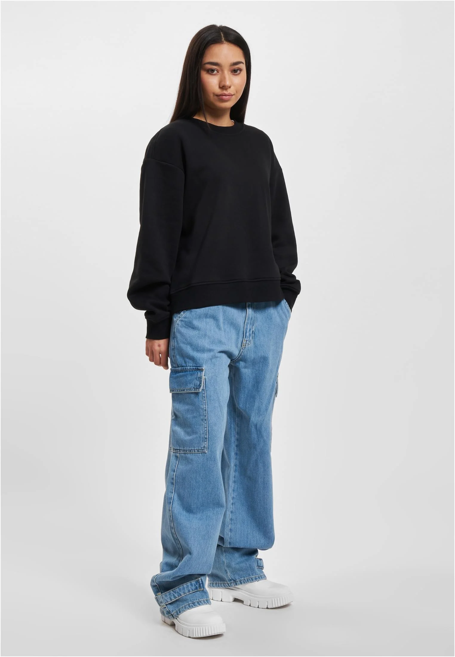 skwm-tb-JLCN491T_Mw12-00007 Motel Crewneck