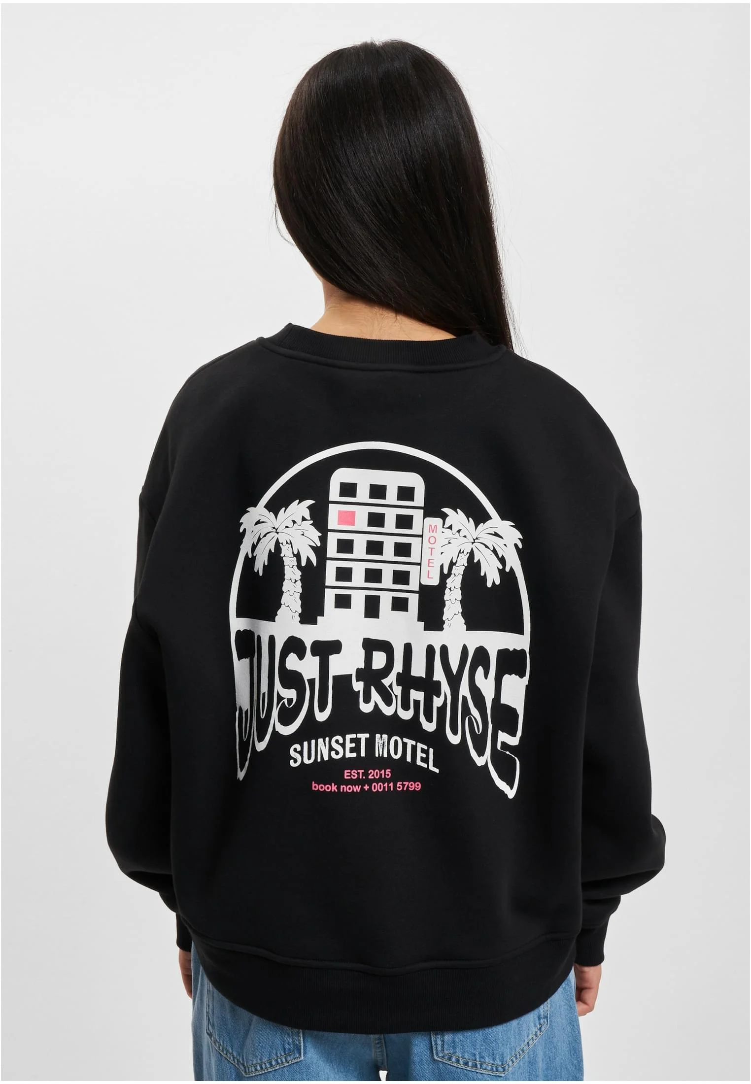 skwm-tb-JLCN491T_Mw2-00007 Motel Crewneck