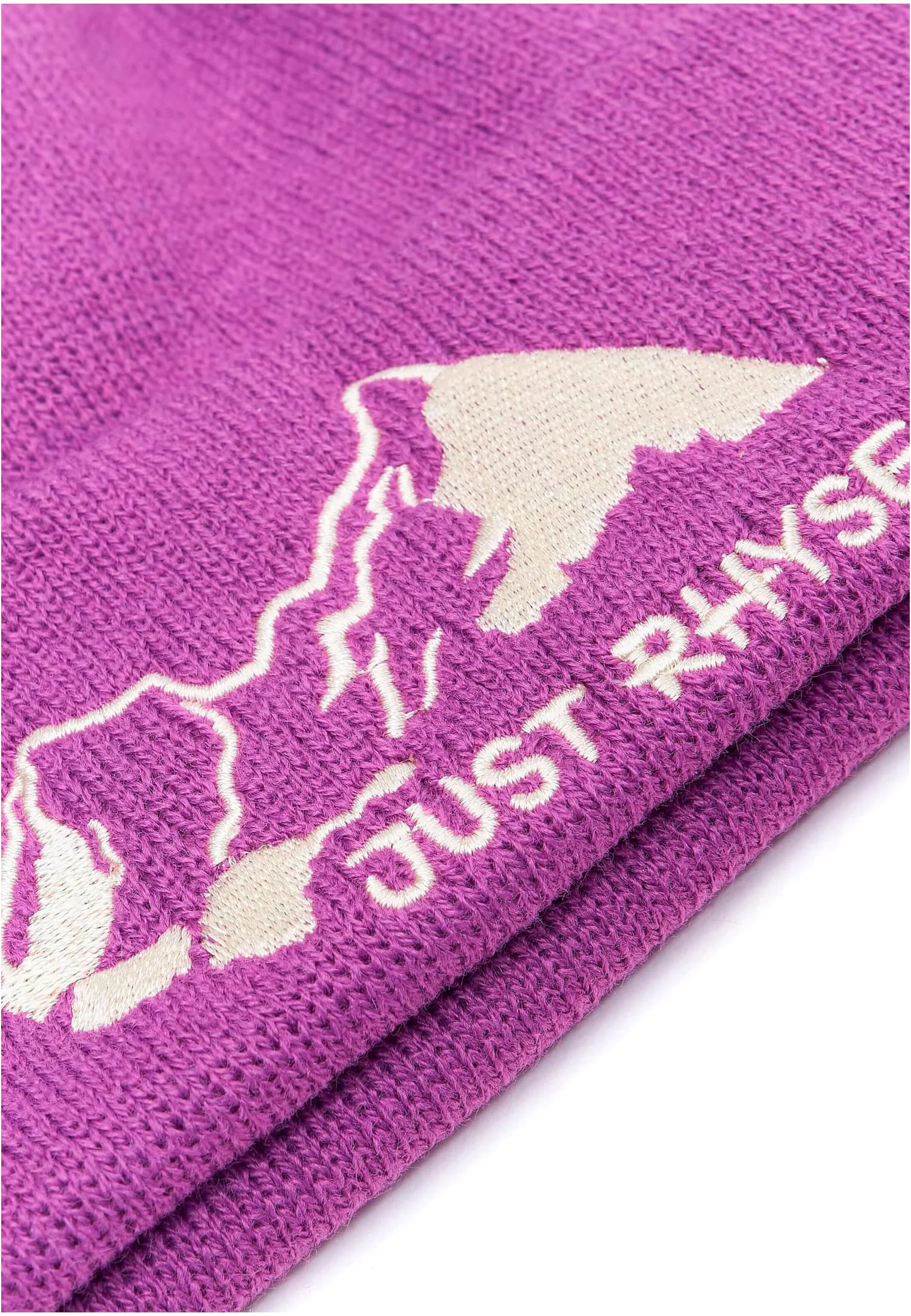 skwm-tb-JRBN001_P7-00195 ThePeak Beanie