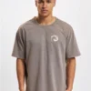skwm-tb-JRTS734T_Mw1-02726_61b43f88-62c8-4154-b298-891a3a4d2f2e Wave T-Shirts