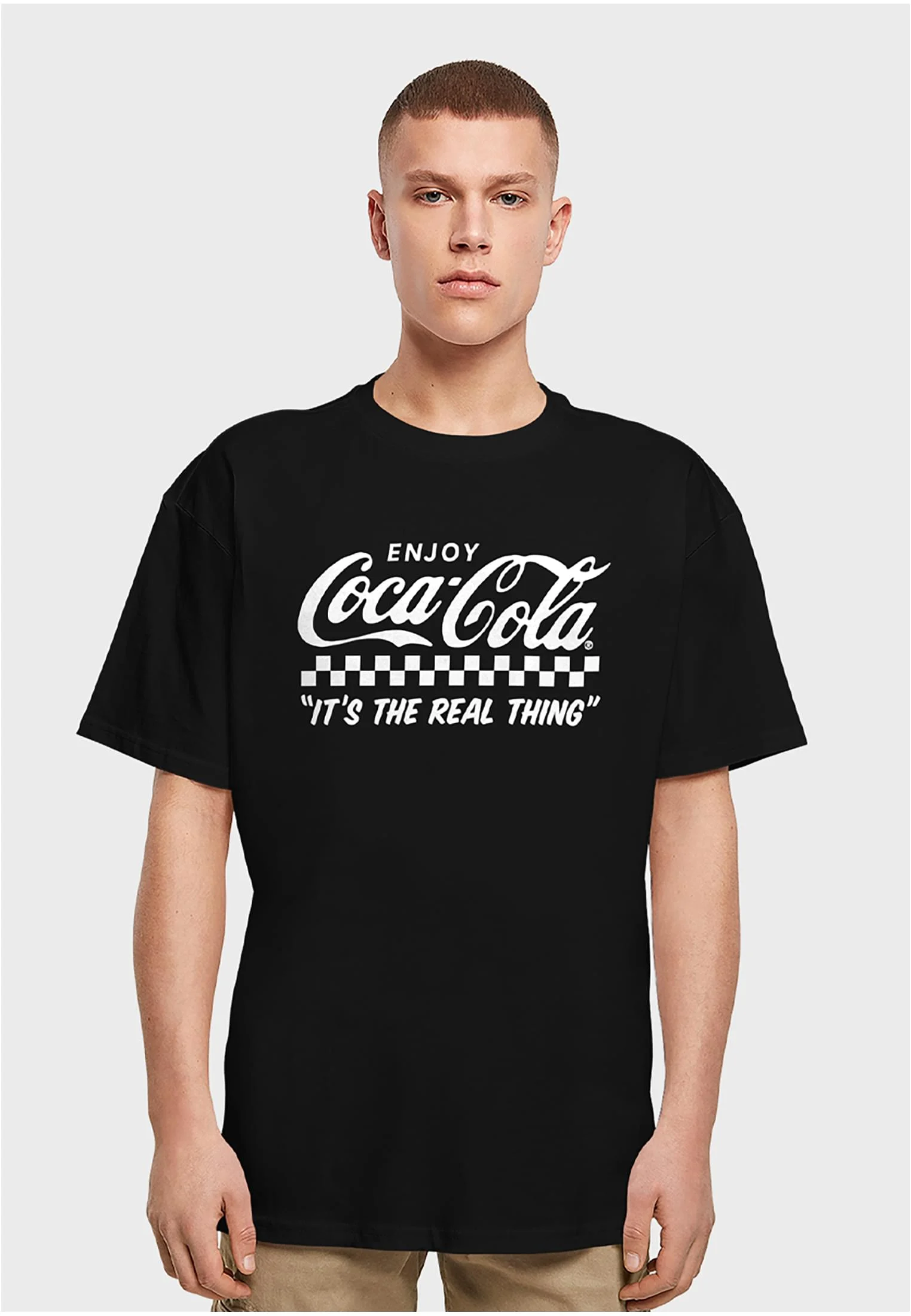 skwm-tb-MC1058_Mw1-00007_1b0d8240-c33a-4f3a-ac6b-7f78695874ac Coca Cola Enjoy Coke Oversize Tee