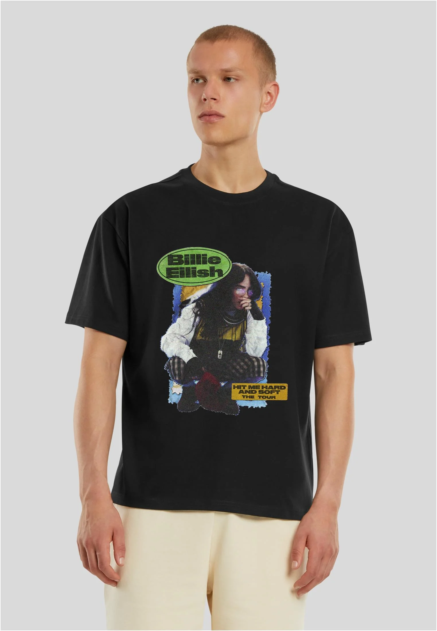 skwm-tb-MC1670_Mw1-00007_32f631ae-a4f2-452b-8490-7f375303c7ba Billie Eilish Hit me Hard Oversize Tee