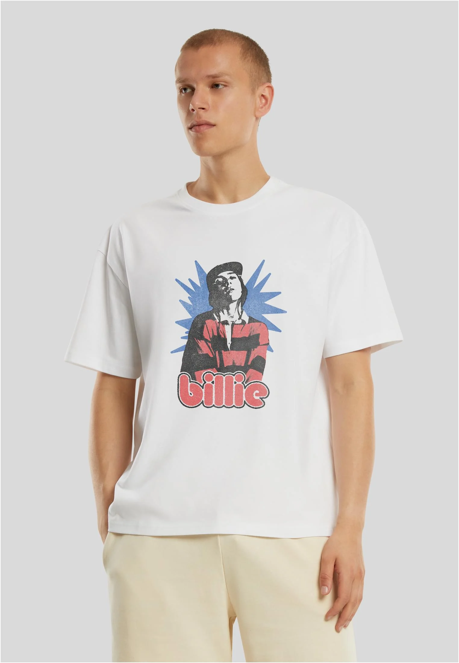 skwm-tb-MC1671_Mw1-00220_6dee0898-e235-45e0-844d-aef072841258 Billie Eilish Billie Oversize Tee
