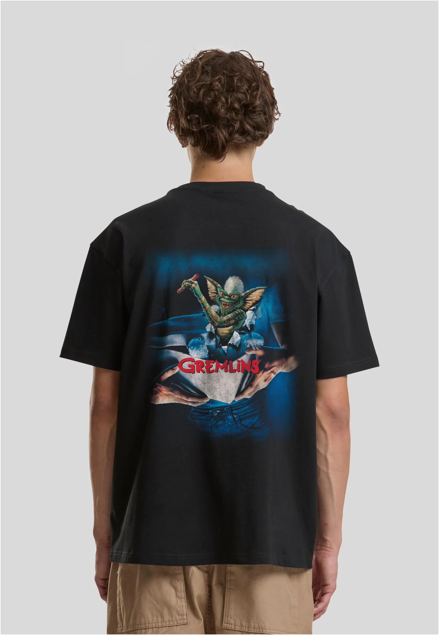 skwm-tb-MC1784_Mw2-00007 Gremlins Poster Loose Tee