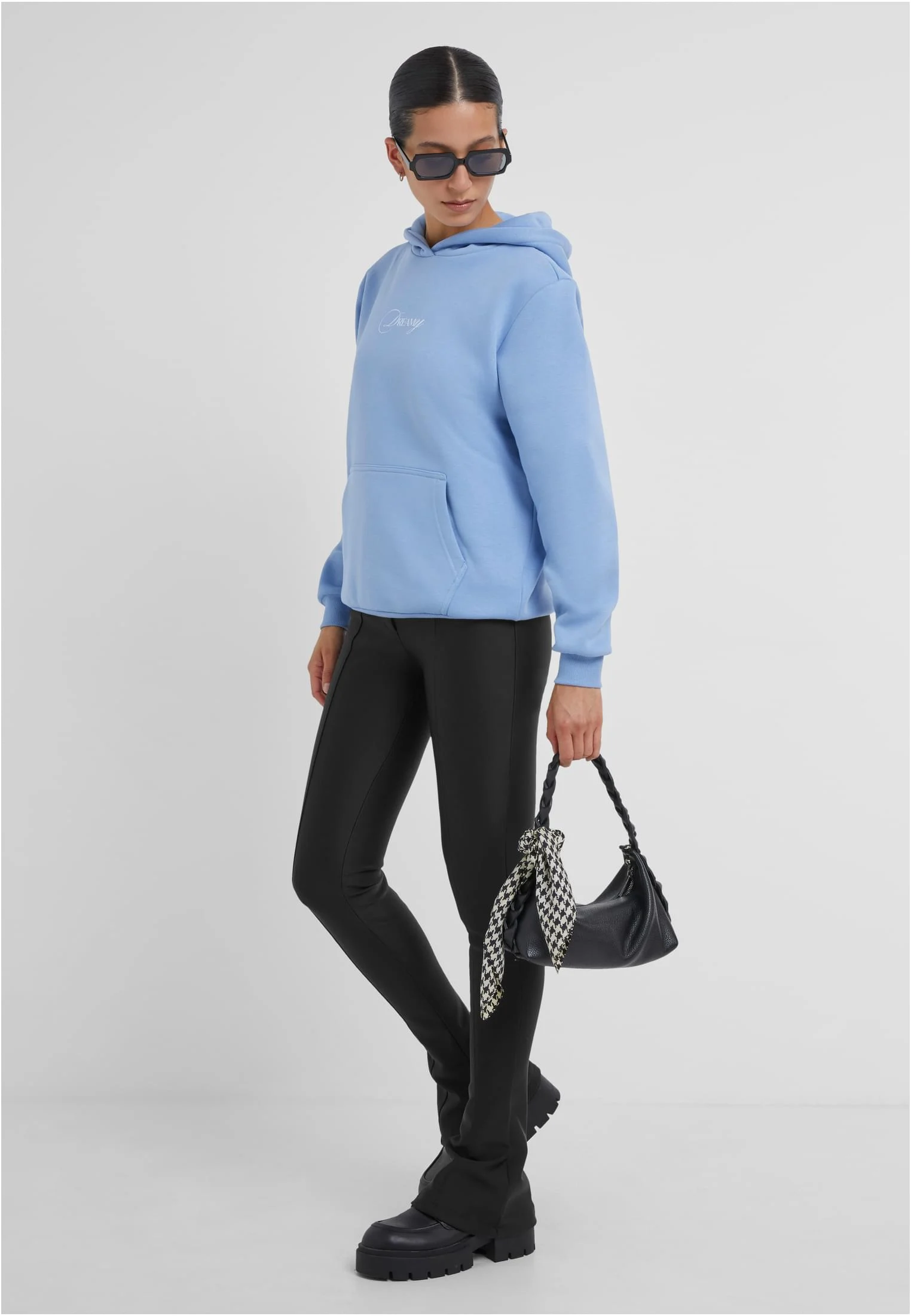 skwm-tb-MST217_Mw12-18327 Dreamy Wording Ladies Fluffy Hoody