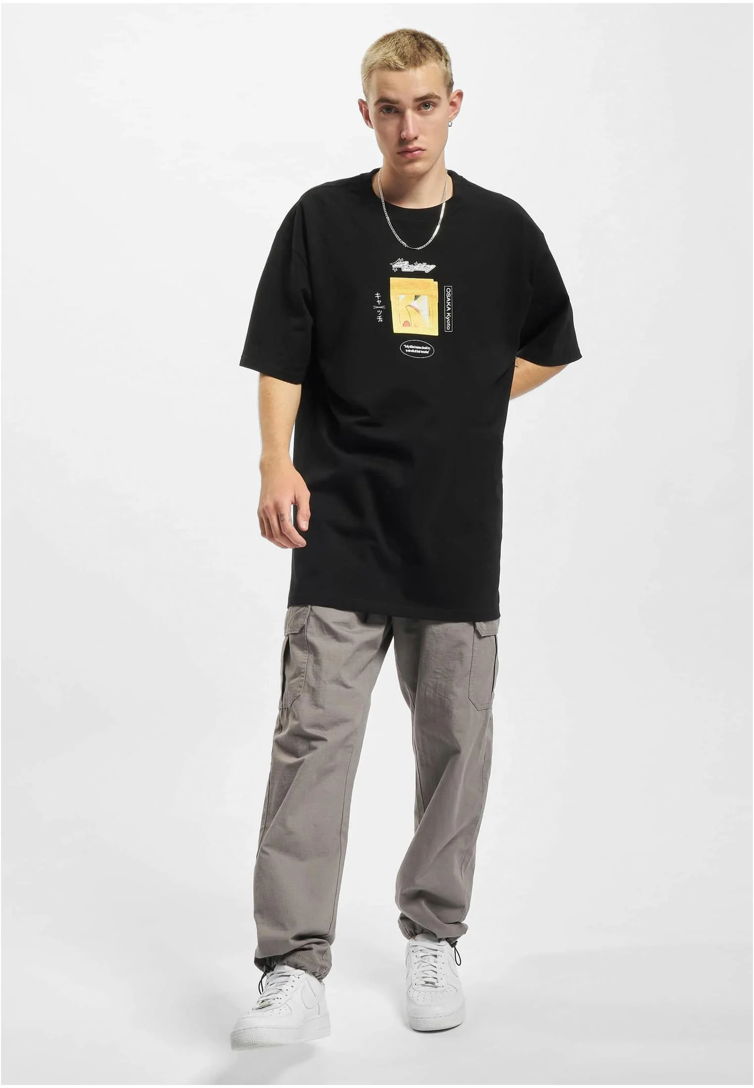 skwm-tb-MT1897_Mw12-00007 Catch Em 2.0 Oversize Tee