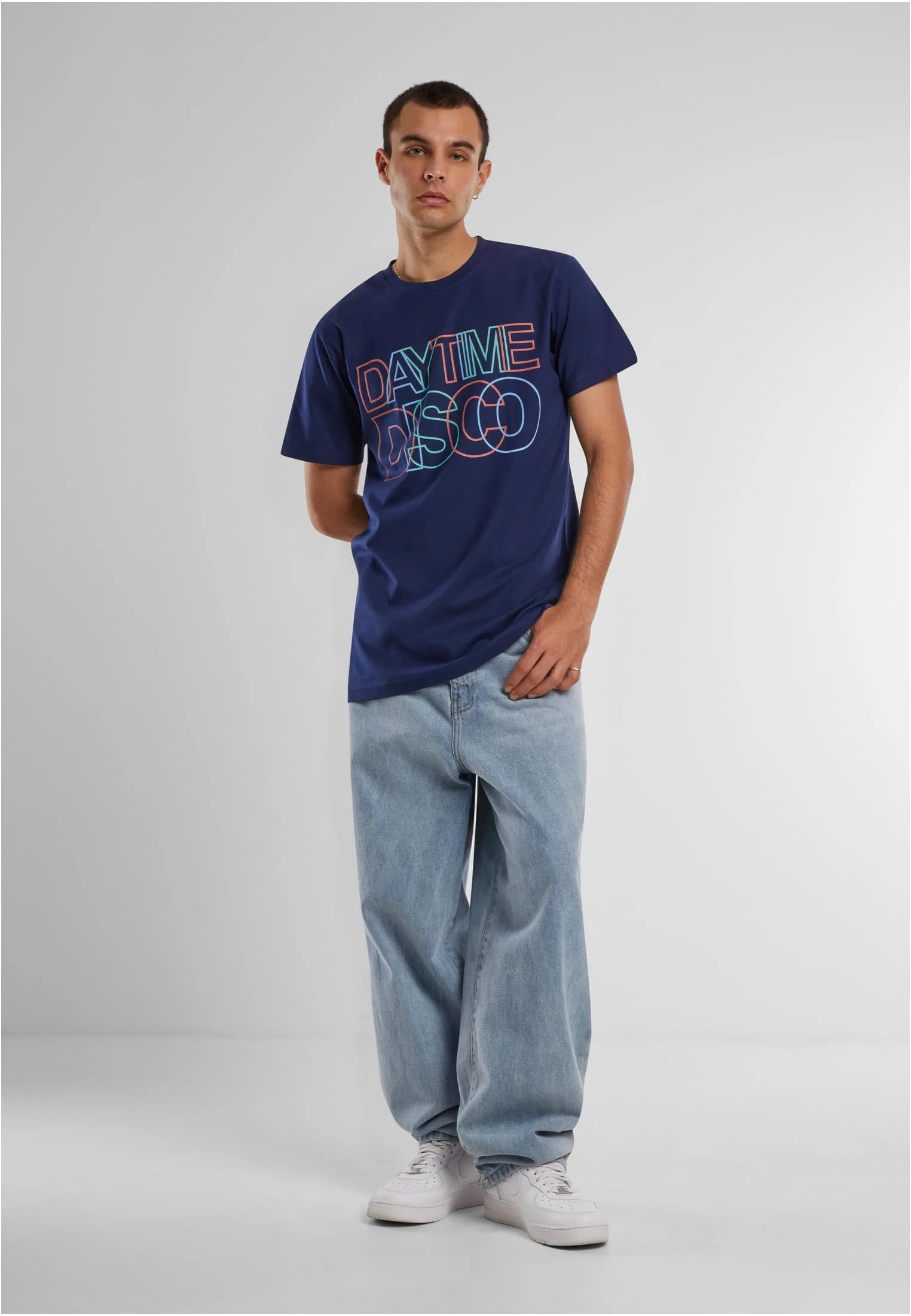 skwm-tb-MT2393_Mw12-01496_9d88e099-2558-466e-a3fa-1884e64cb218 Daytime Disco Tee T-Shirt Round Neck