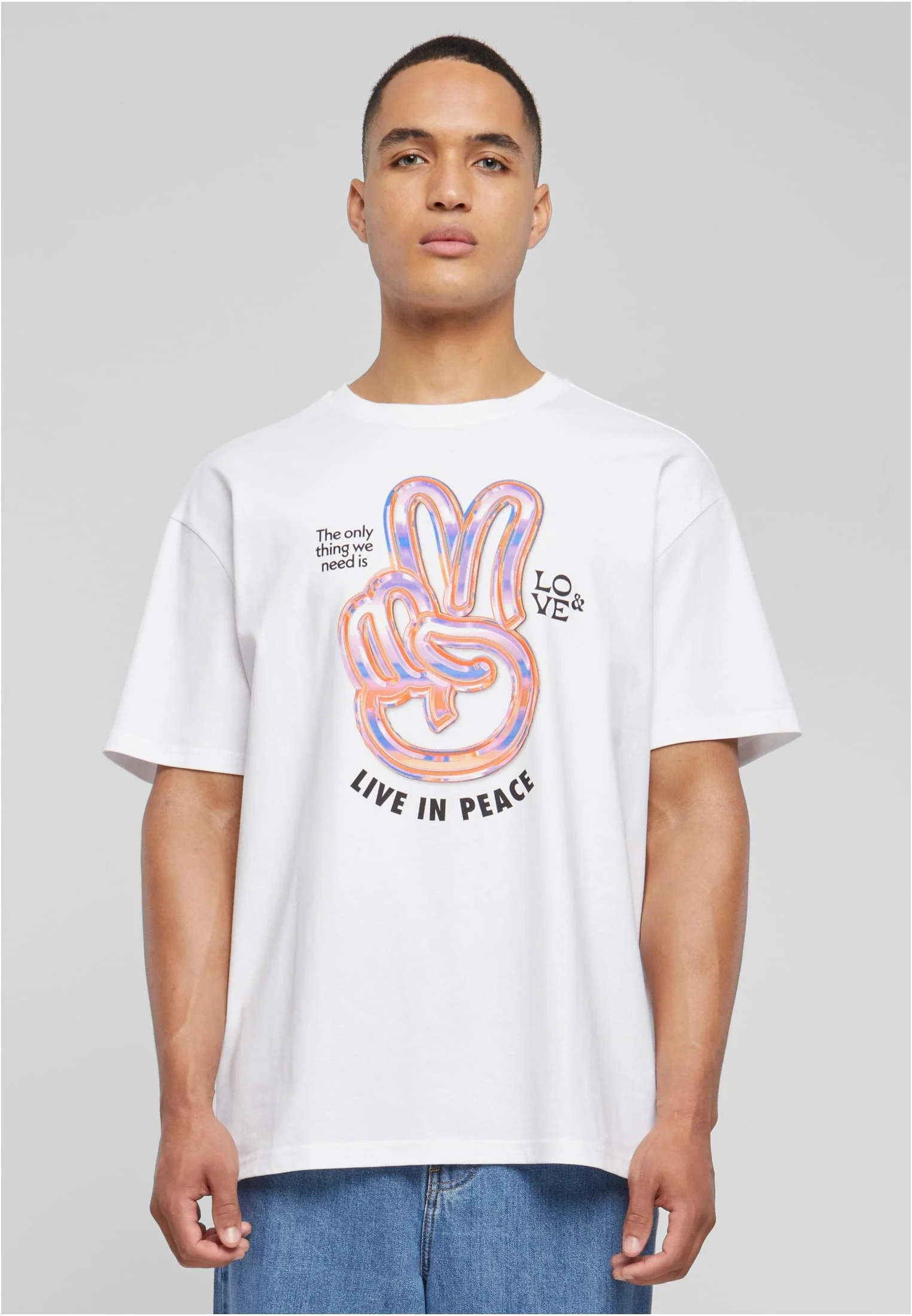 skwm-tb-MT2418_Mw1-00220_a6964e4e-5e11-4ef4-ac80-29fa026c5f5b Live in Peace Oversize Tee