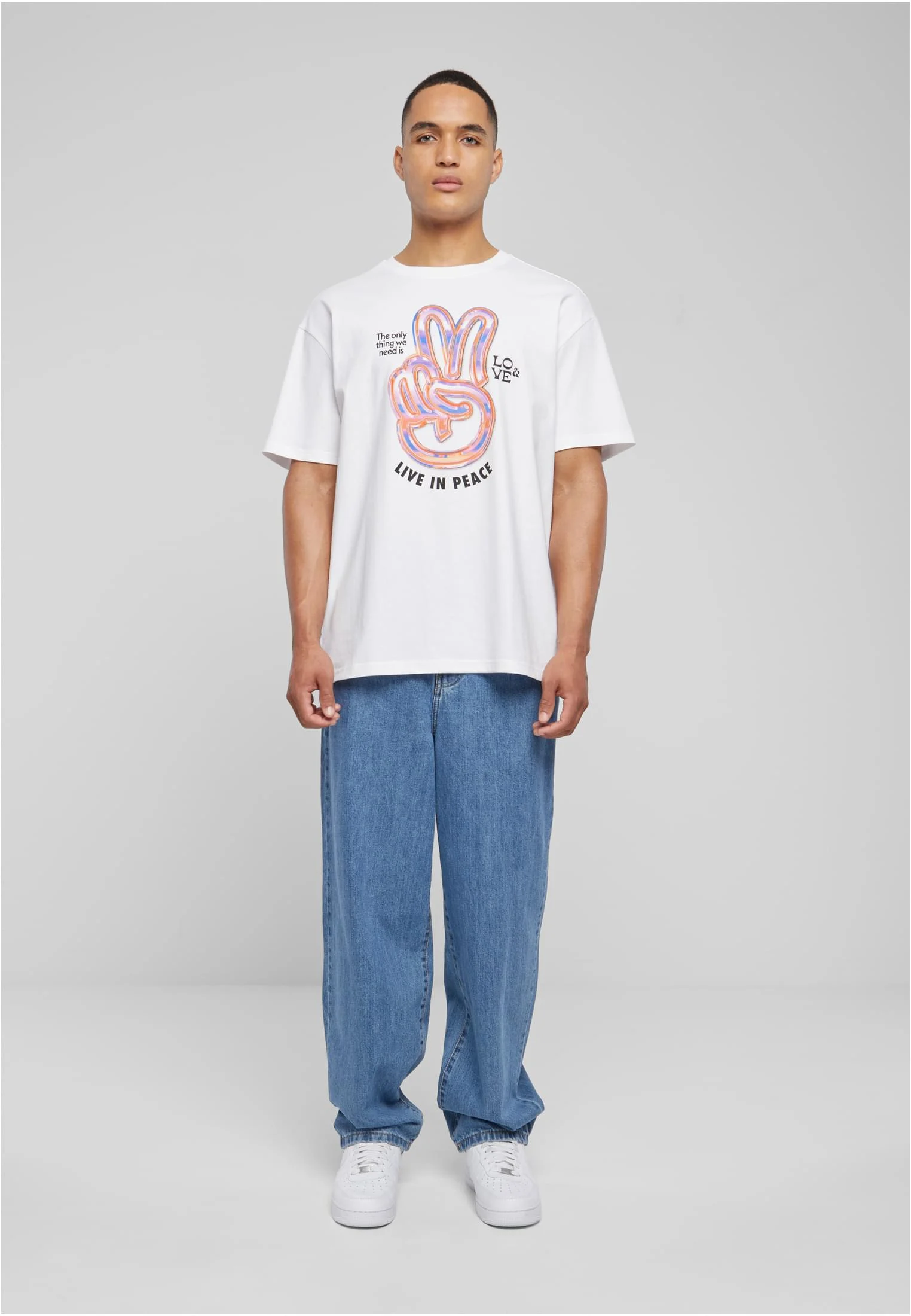 skwm-tb-MT2418_Mw12-00220 Live in Peace Oversize Tee