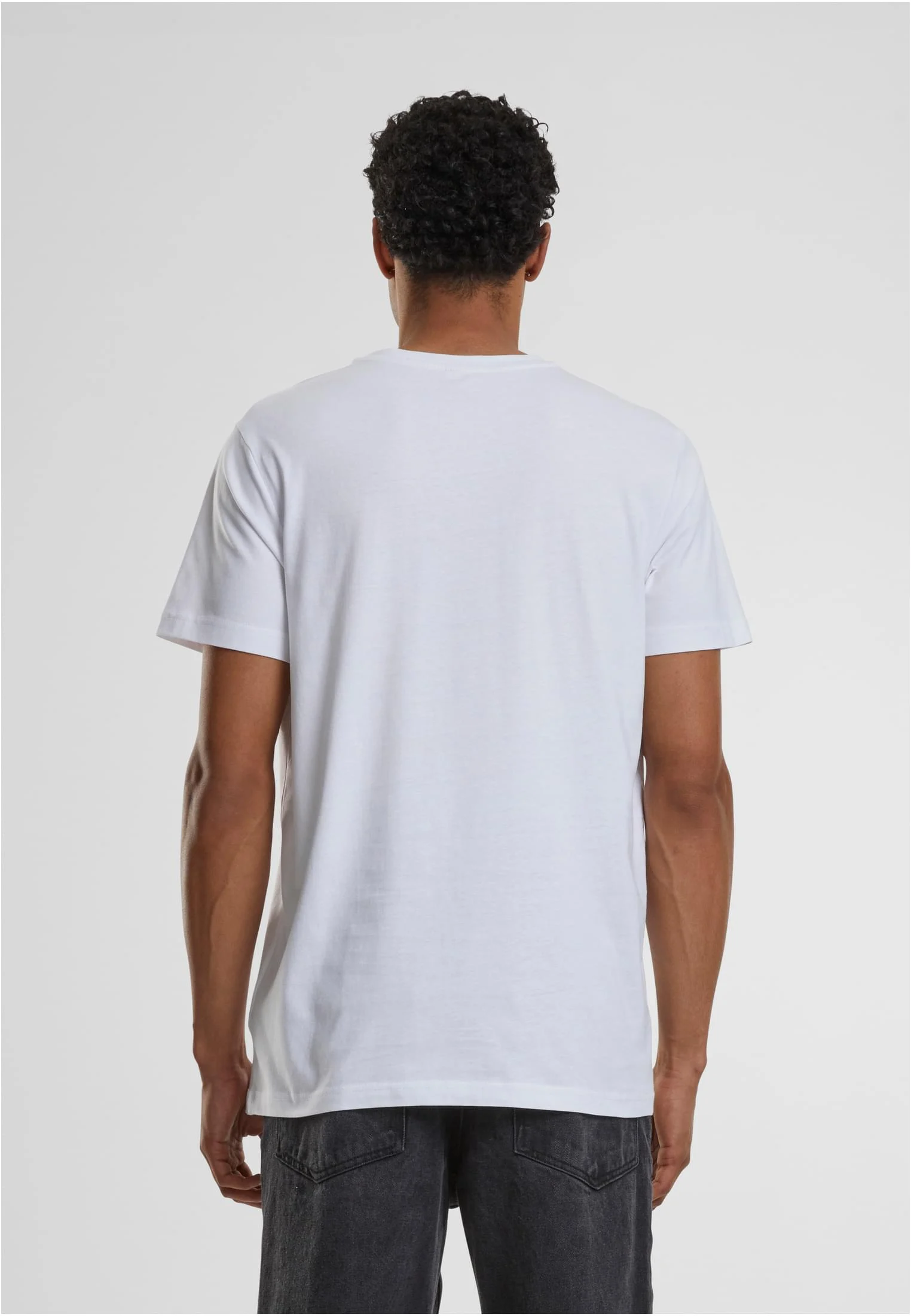 skwm-tb-MT2692_Mw2-00220_0da61ac9-abe7-4b24-9d06-103d31cee127 Fugu Tee