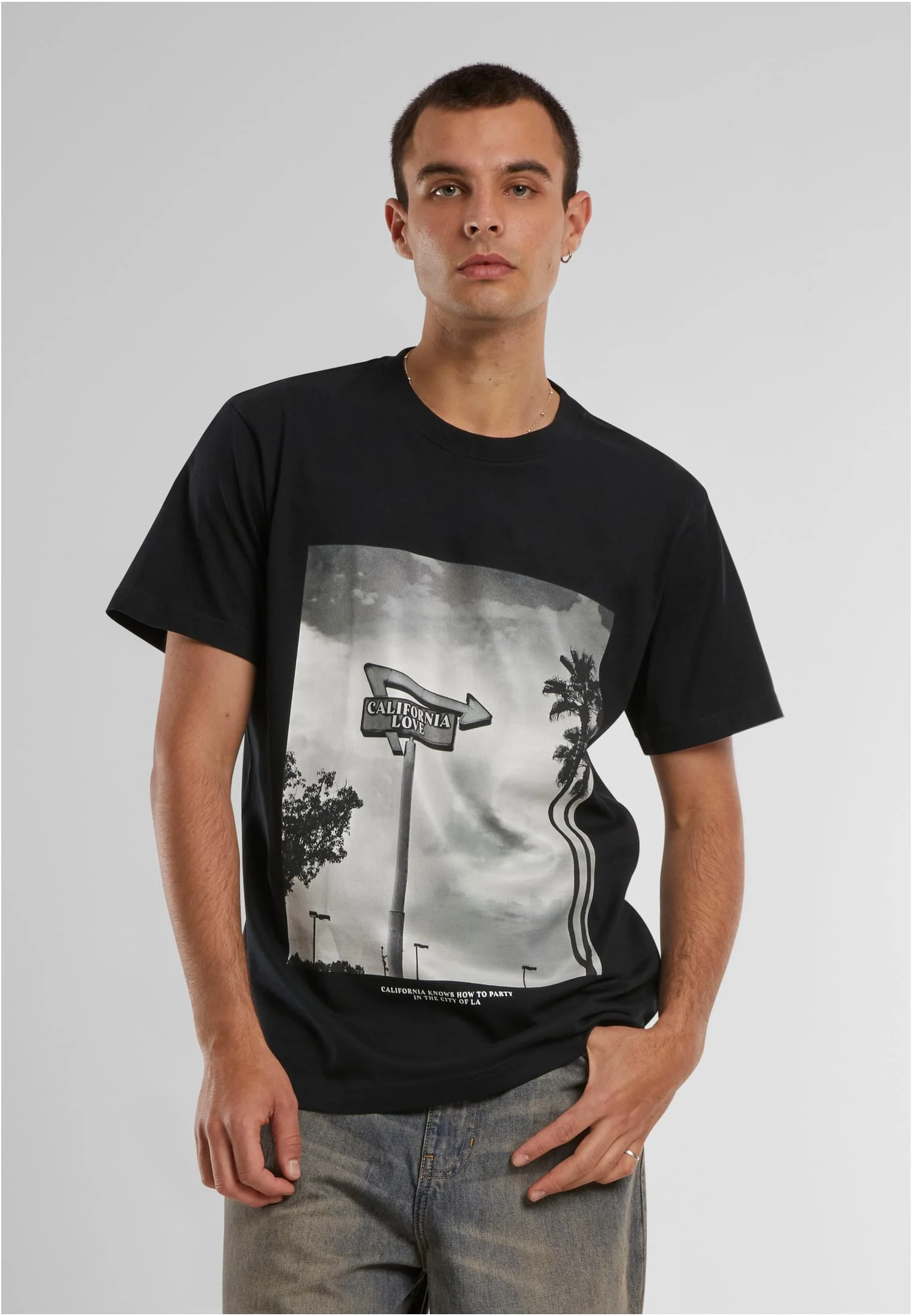 skwm-tb-MT2722_Mw1-00007_1bfcf895-8a2c-4865-a9c3-52a0b0d2a841 California Love Tee