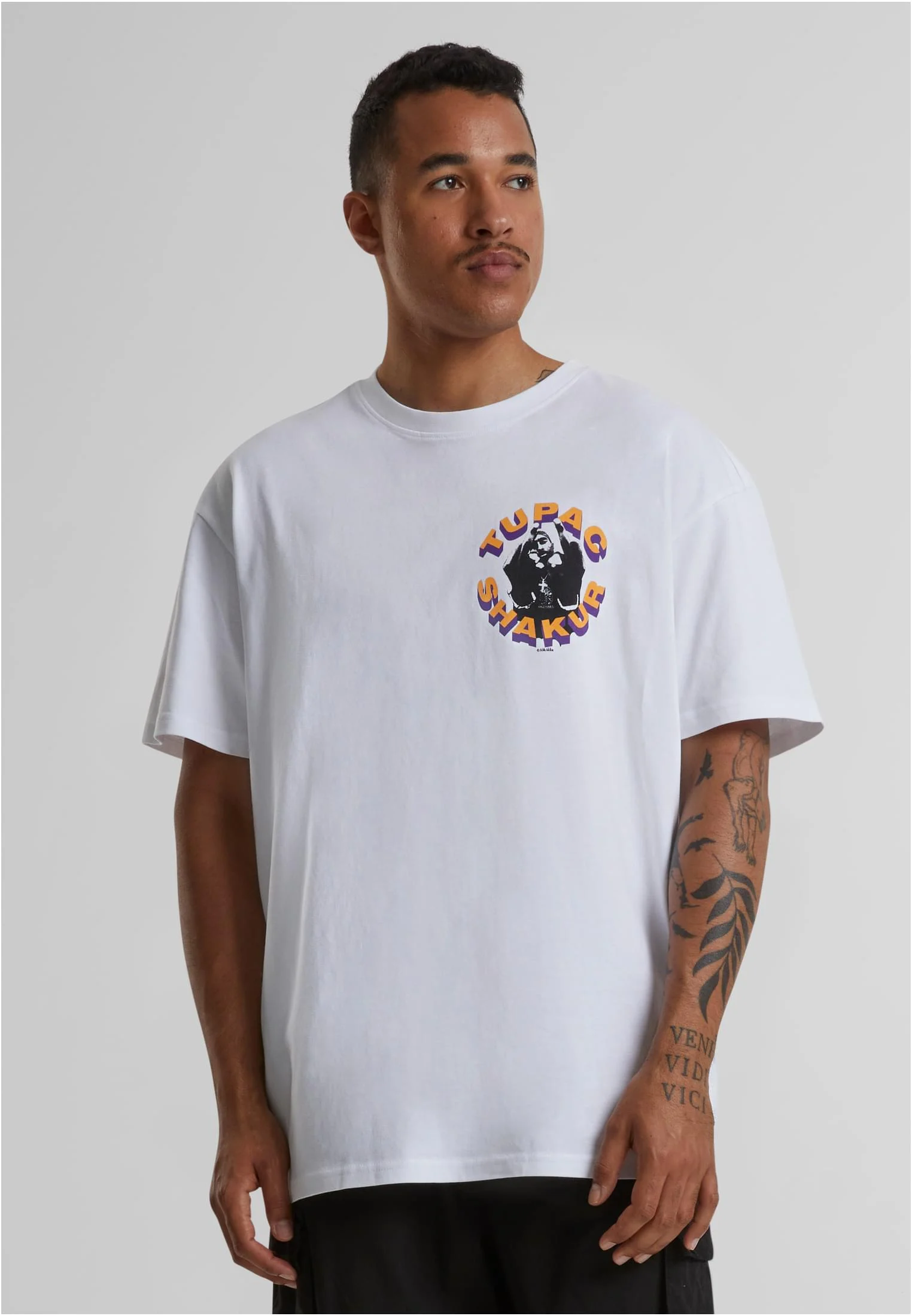 skwm-tb-MT2727_Mw1-00220_d53d1732-e900-4e4a-97aa-63ff2afcc9b0 2Pac Toss it up Oversize Tee